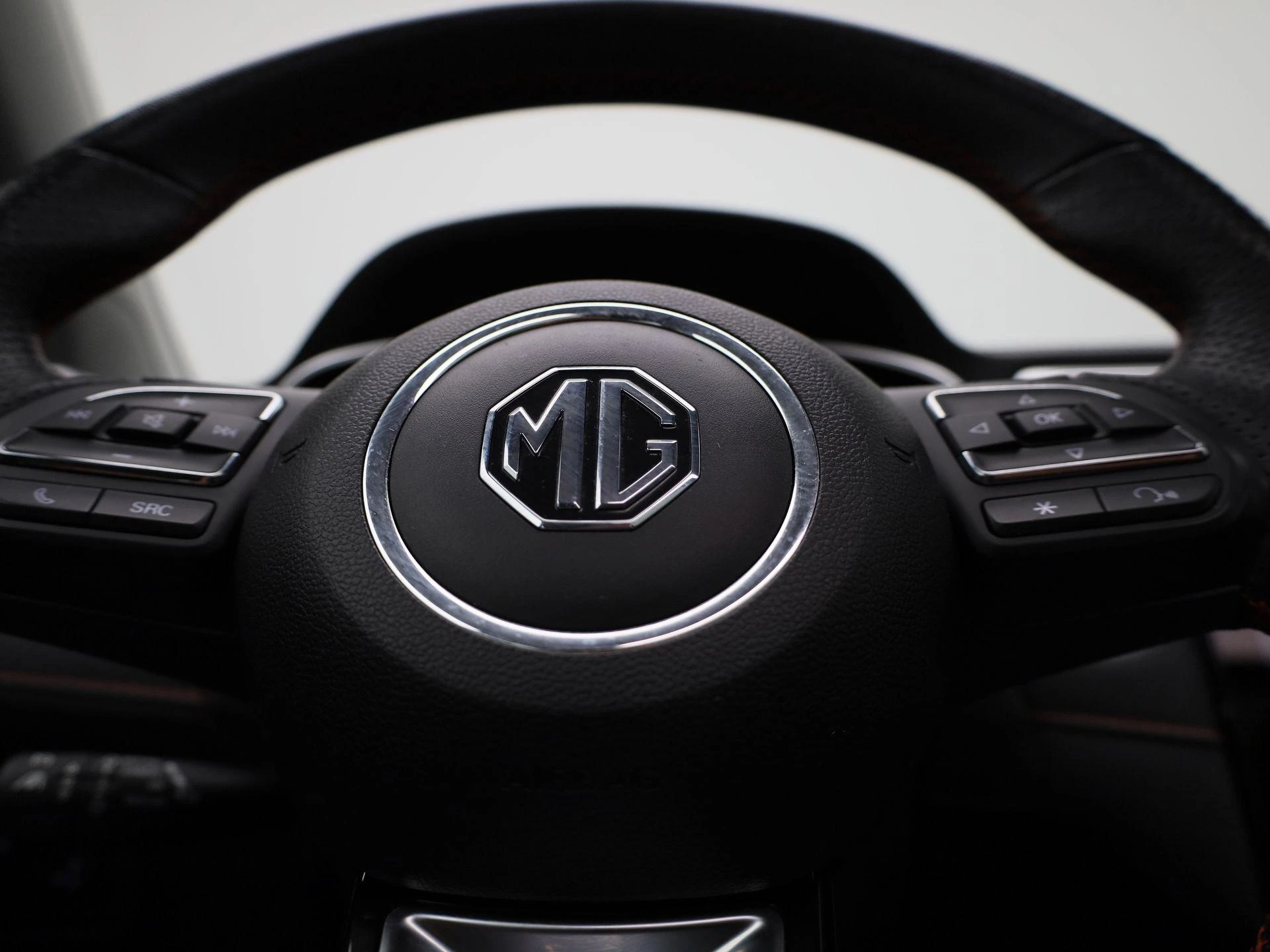 MG-ZS EV-image-27