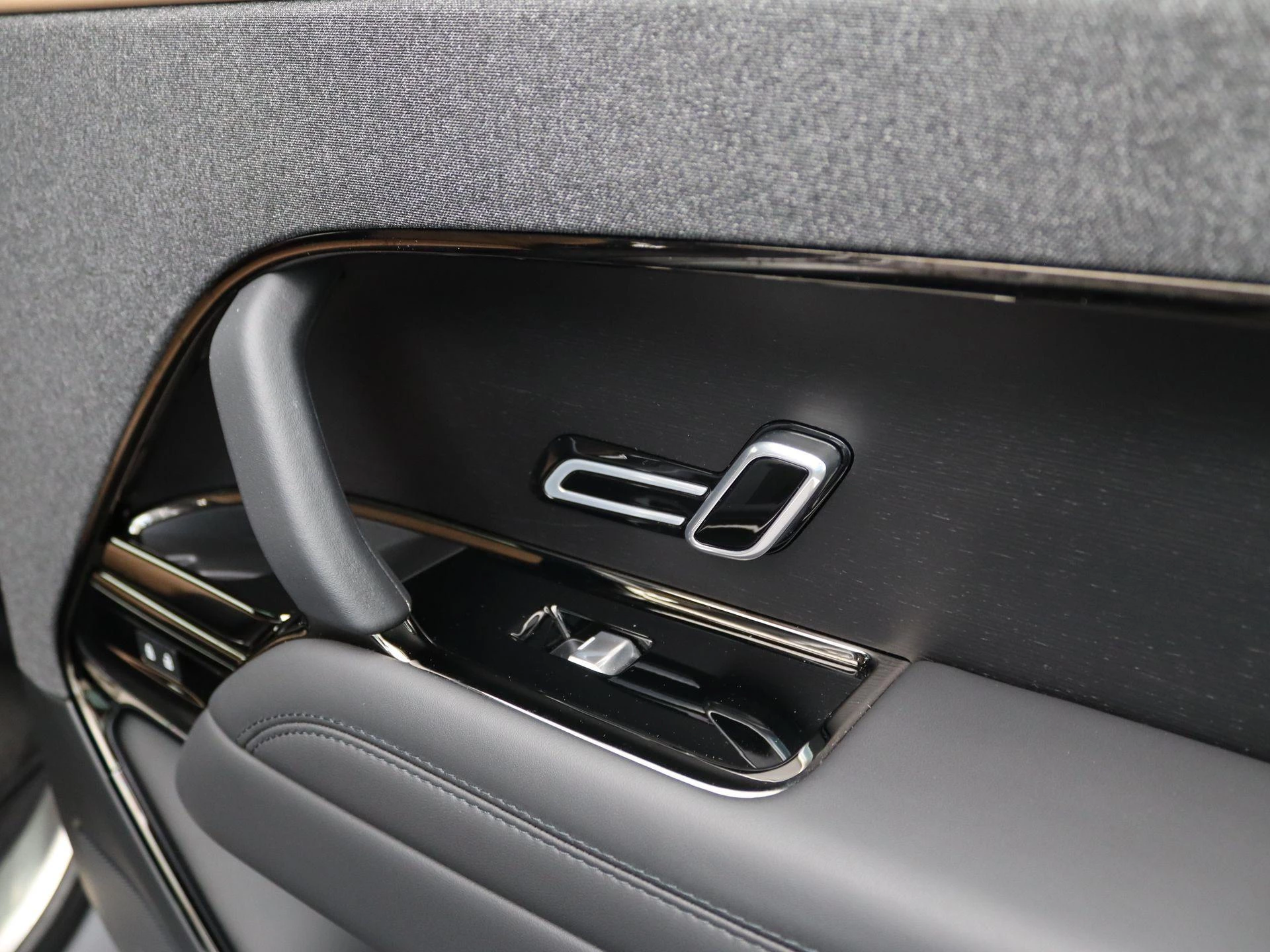 Land Rover-Range Rover Sport-image-39