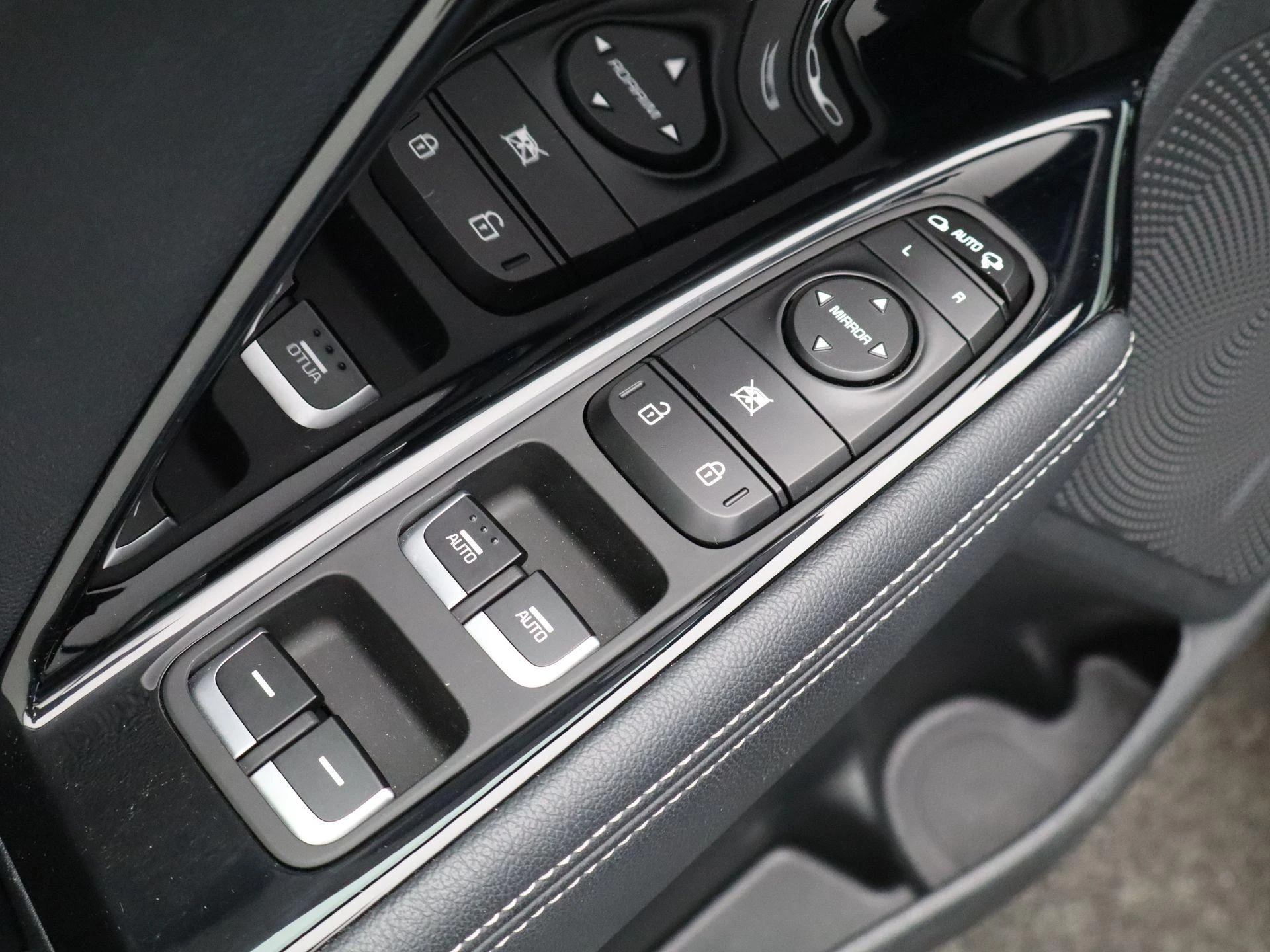 Kia-Niro-image-26