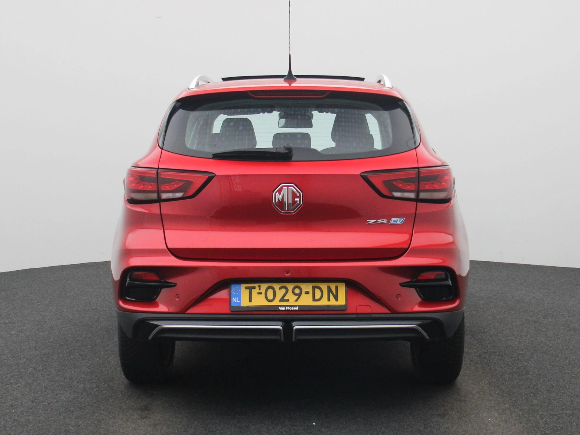 MG ZS EV Long Range Luxury 70 kWh