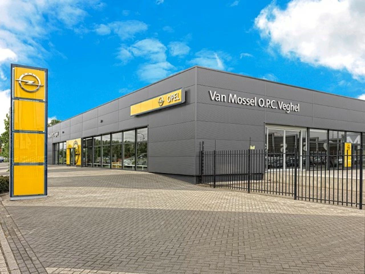 Hyundai-IONIQ-image-38