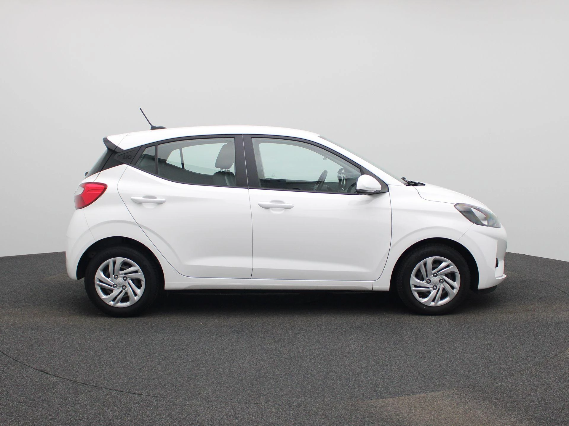 Hyundai-i10-image-5