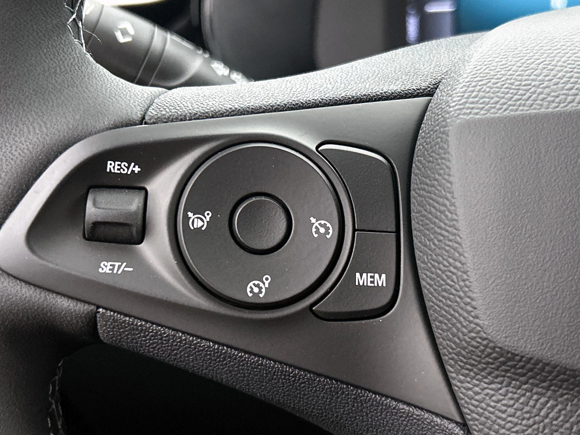 Opel Corsa 1.2 Turbo Hybrid GS