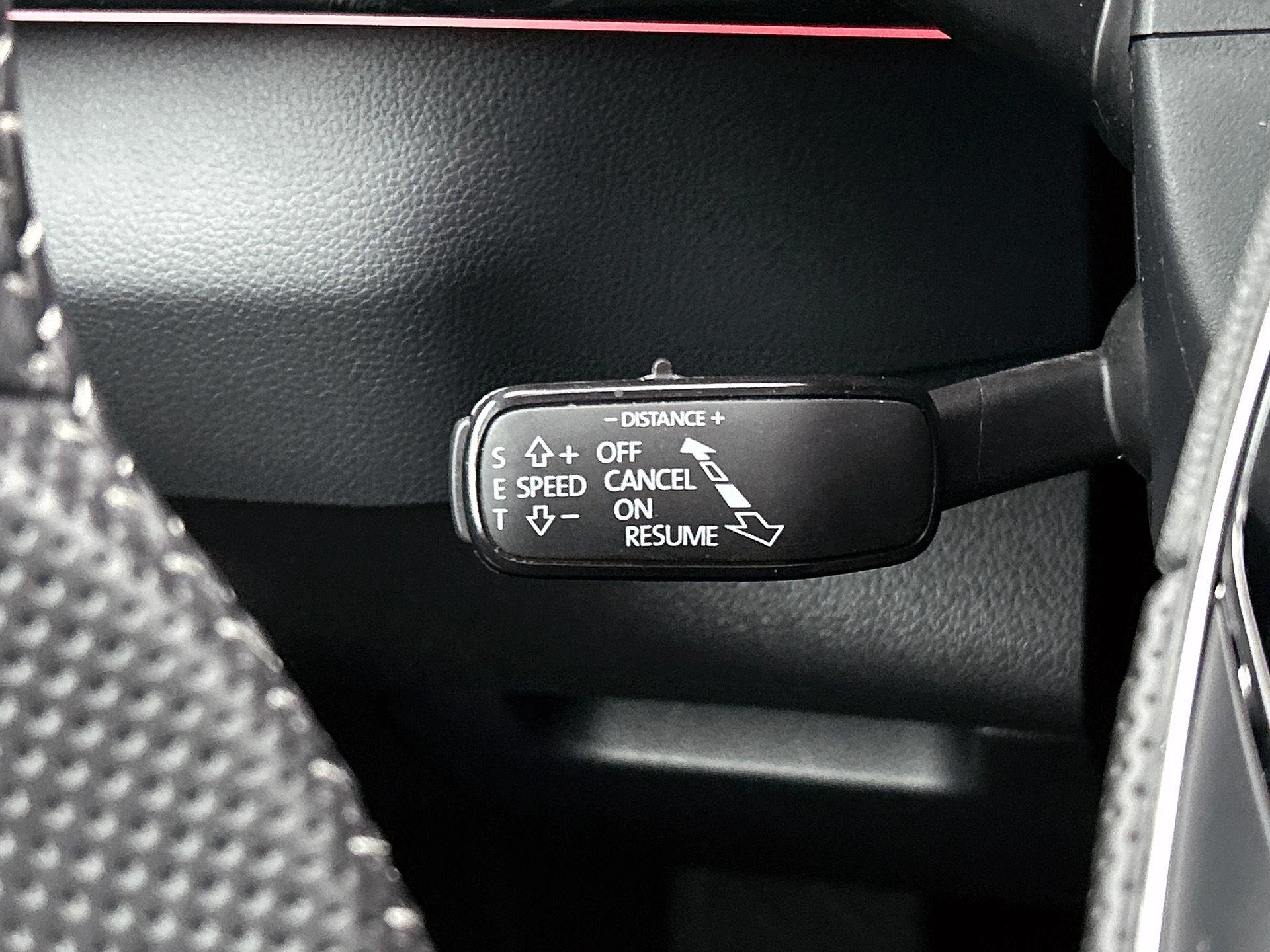 Škoda Karoq 1.5 TSI ACT Sportline Business