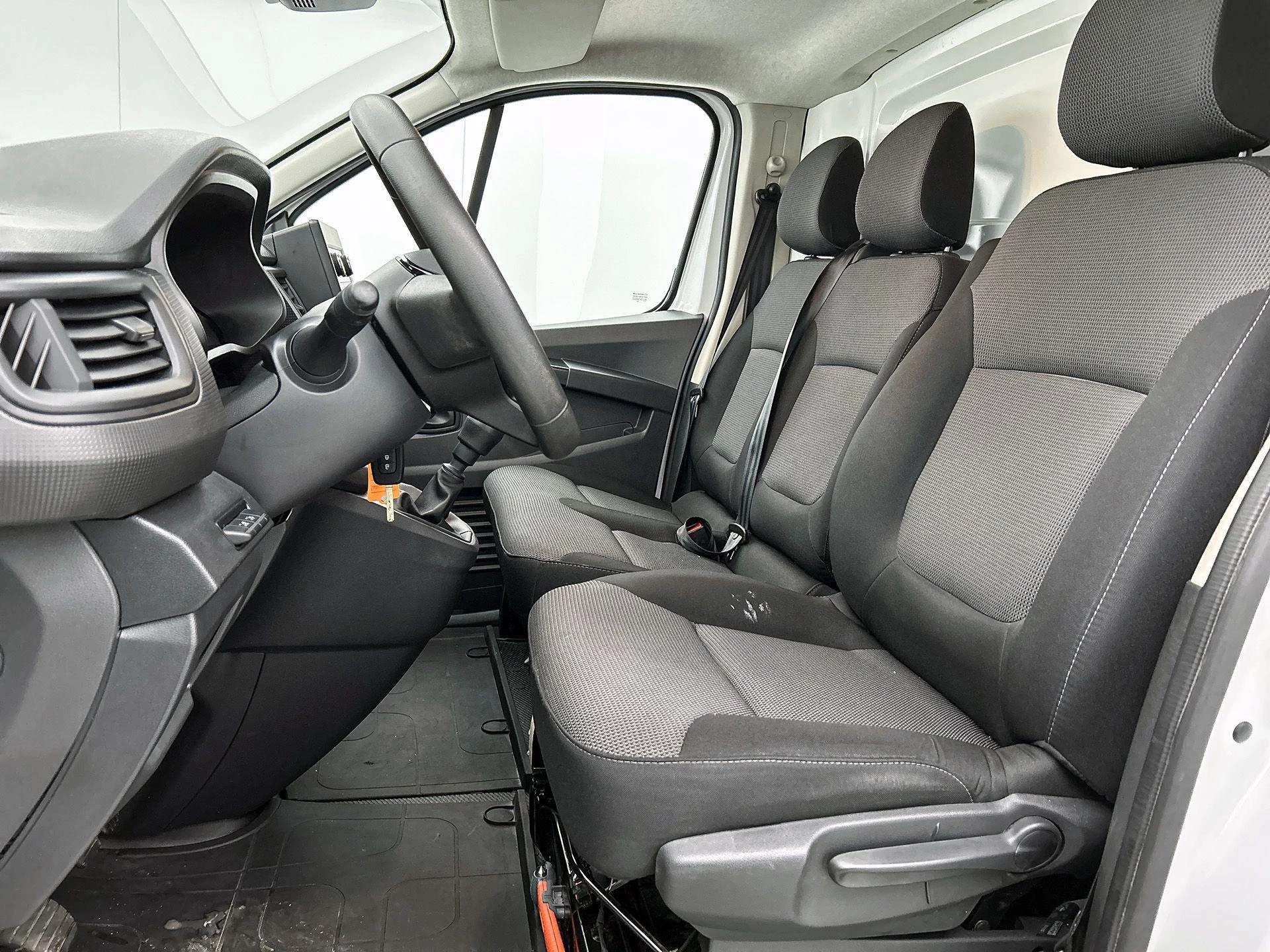Renault-Trafic-image-28