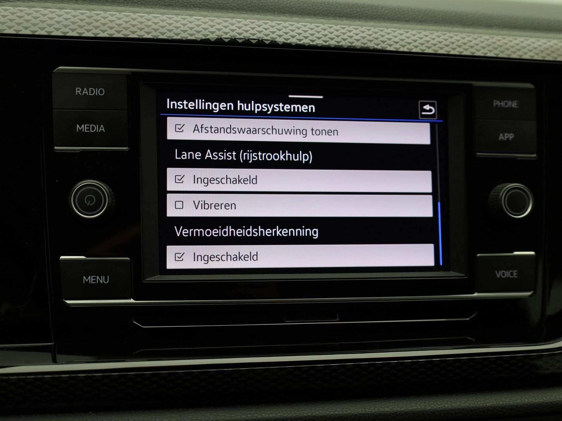 Volkswagen-Taigo-image-26