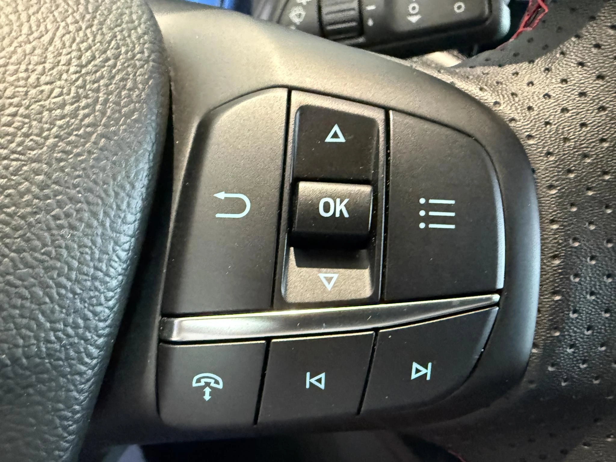Ford-Kuga-image-22