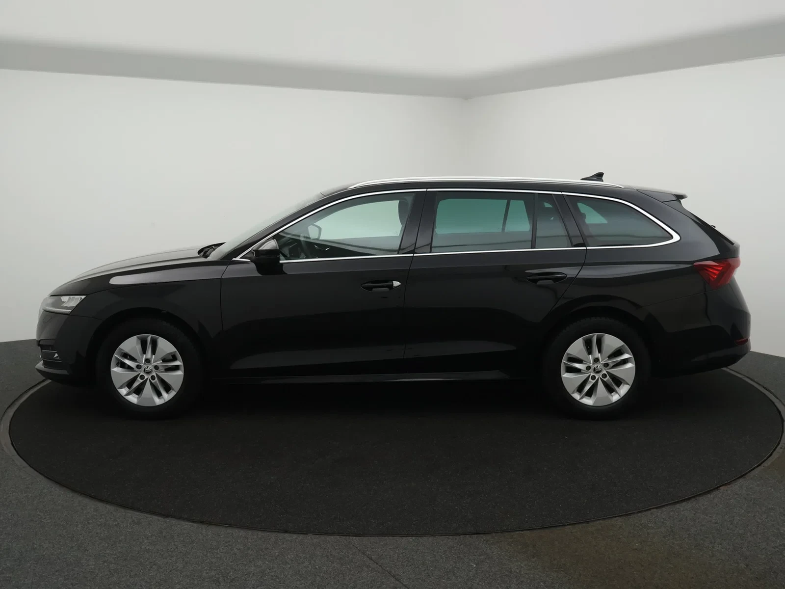 Škoda Octavia Combi Octavia 1.0TSI Ambition *TREKHAAK*CAMERA*PDC*CRUISE CONTROL*VIRTUAL COCKPIT*NAVI*SFEERVERLICHTING*AP