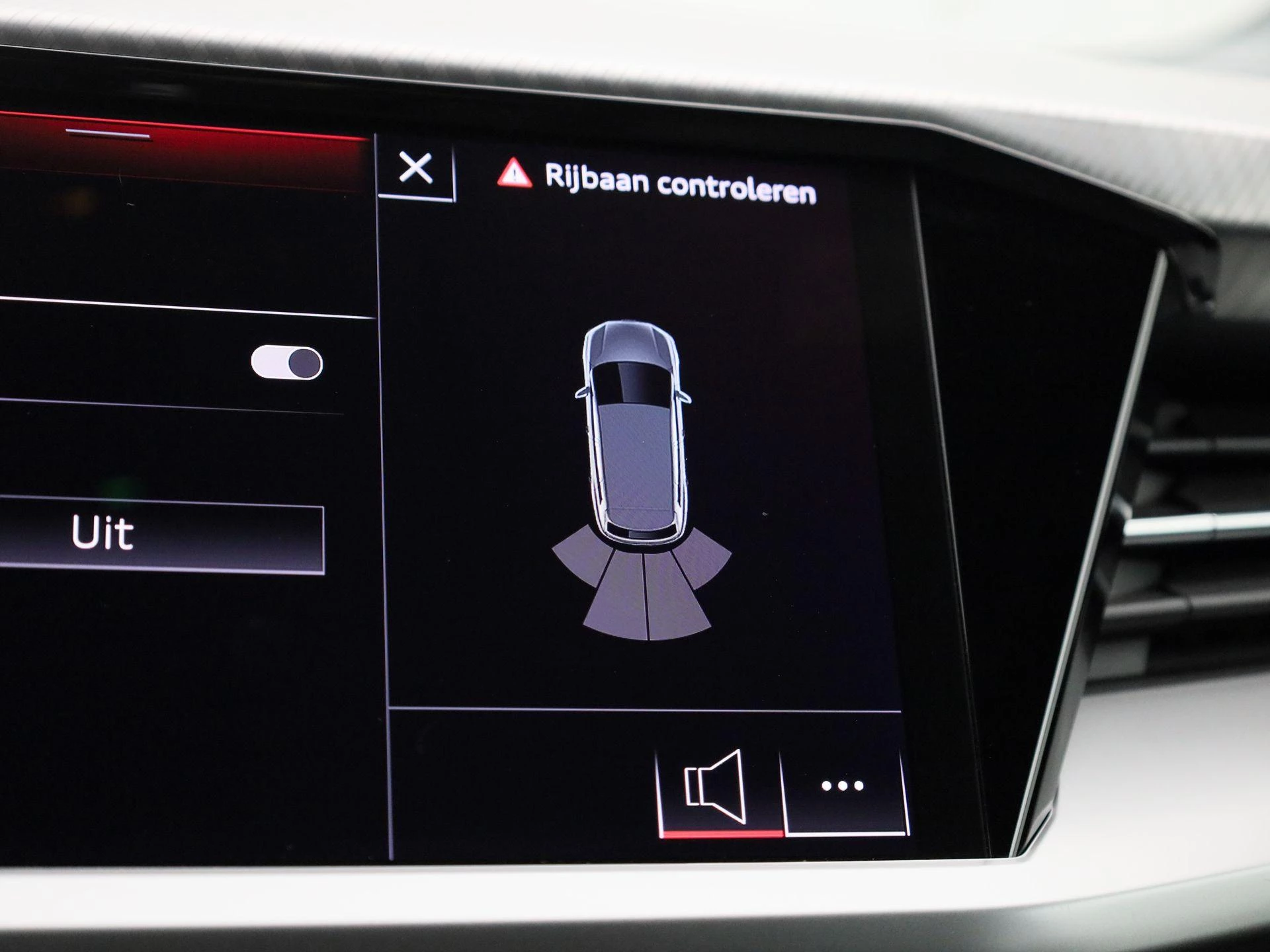 Audi-Q4 e-tron-image-34