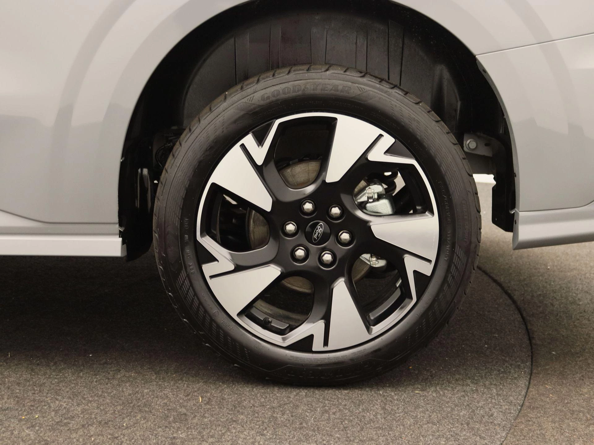 Ford-Transit Custom-image-12