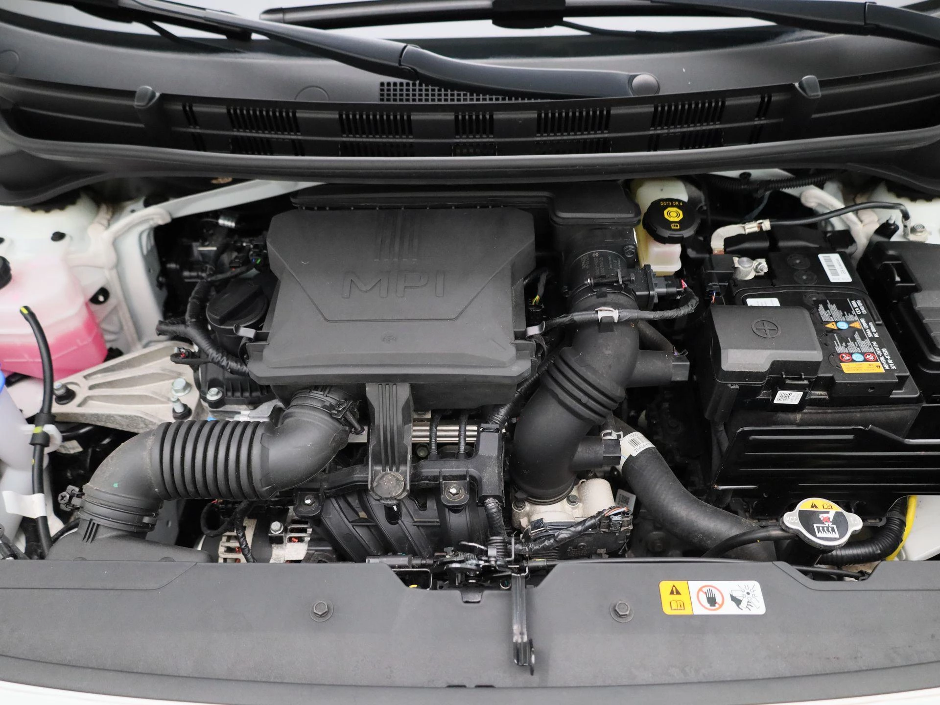 Hyundai-i10-image-25