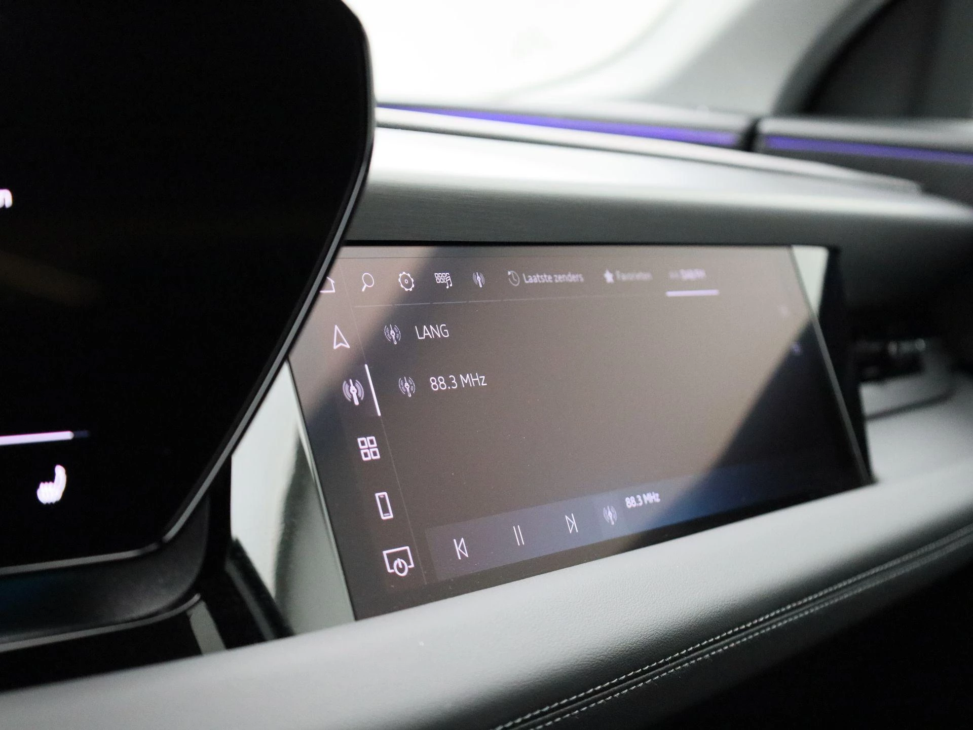 Audi-Q6 e-tron-image-31