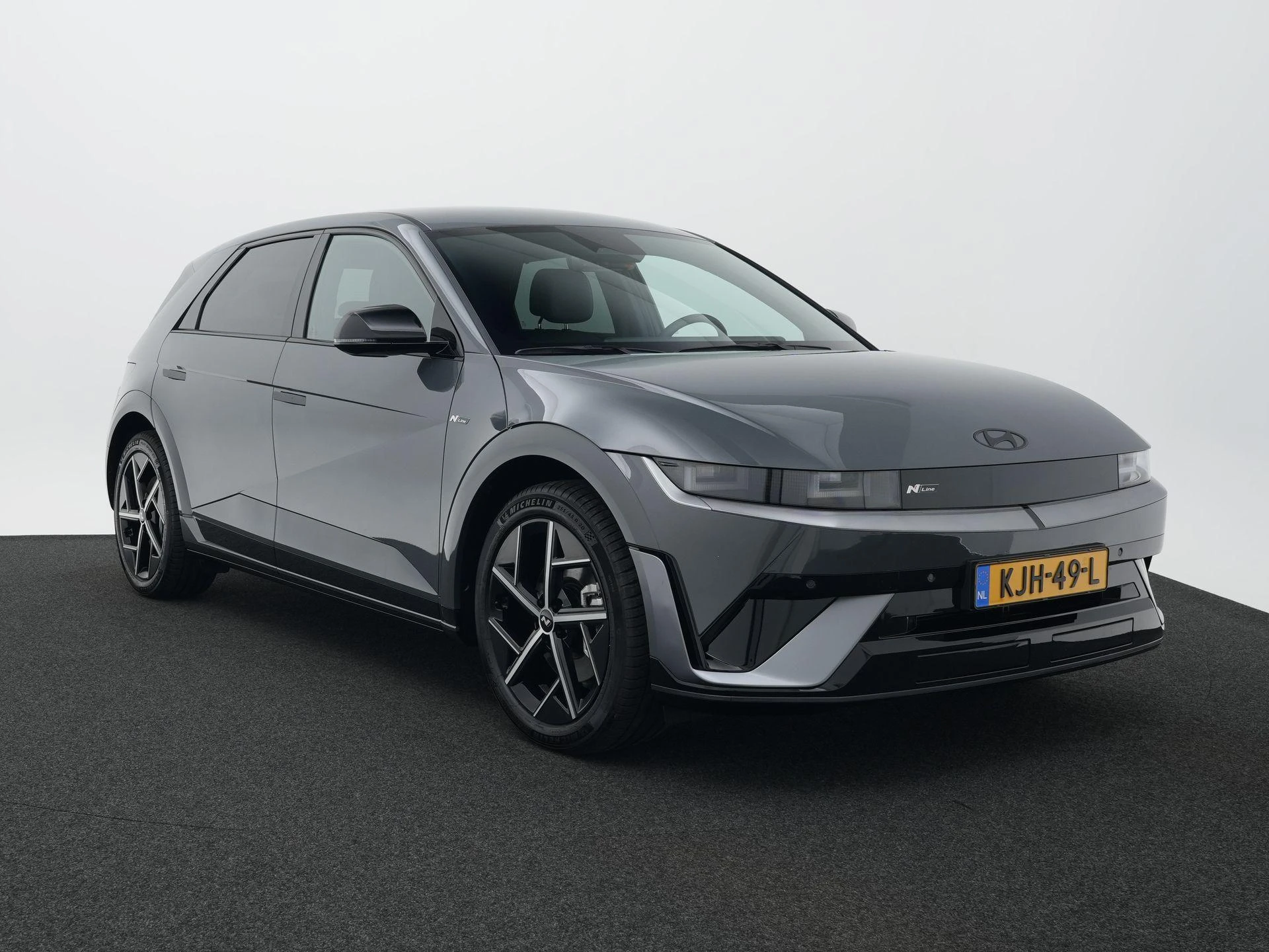 Hyundai-IONIQ 5-image-12