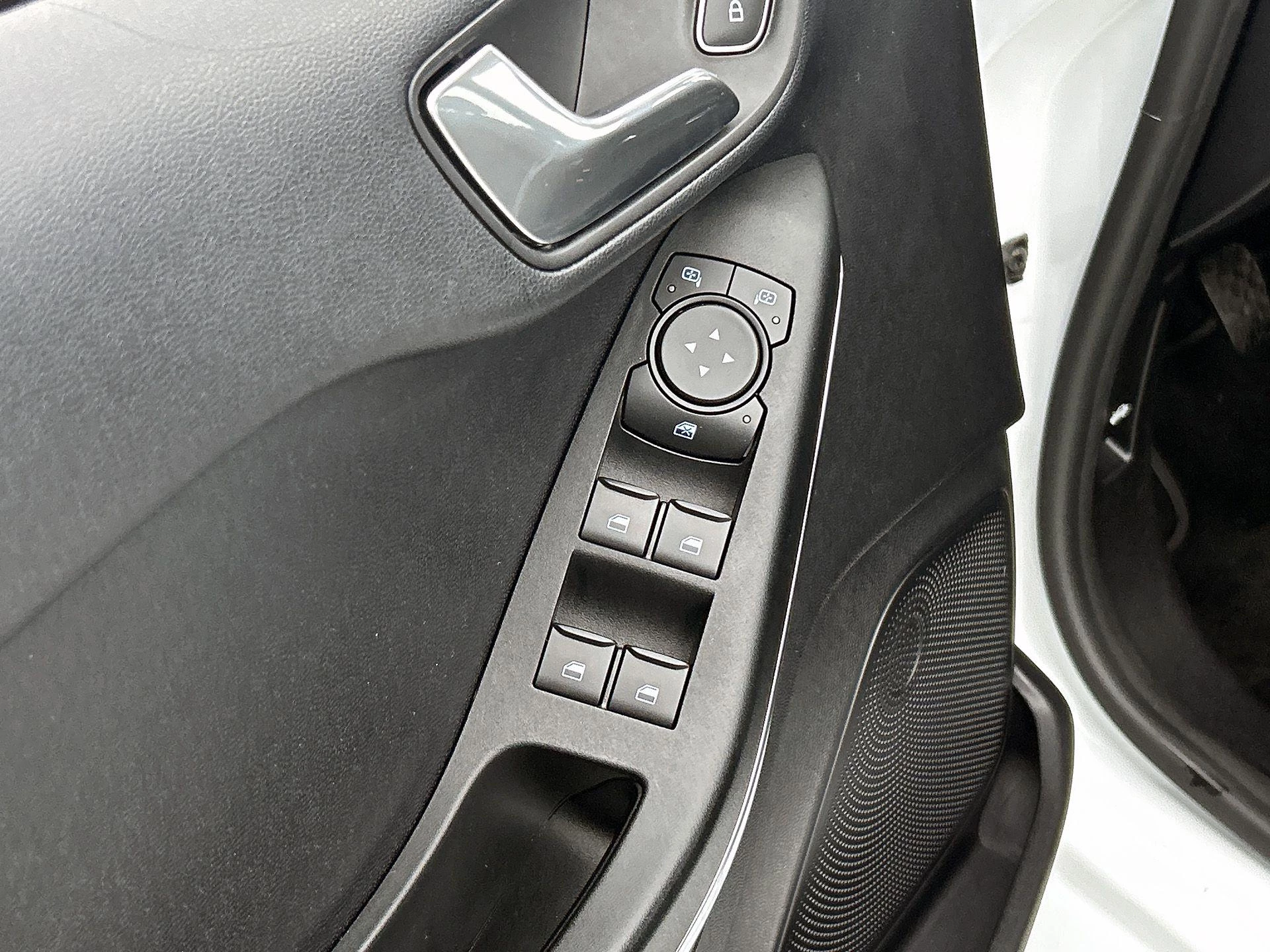 Ford-Fiesta-image-27