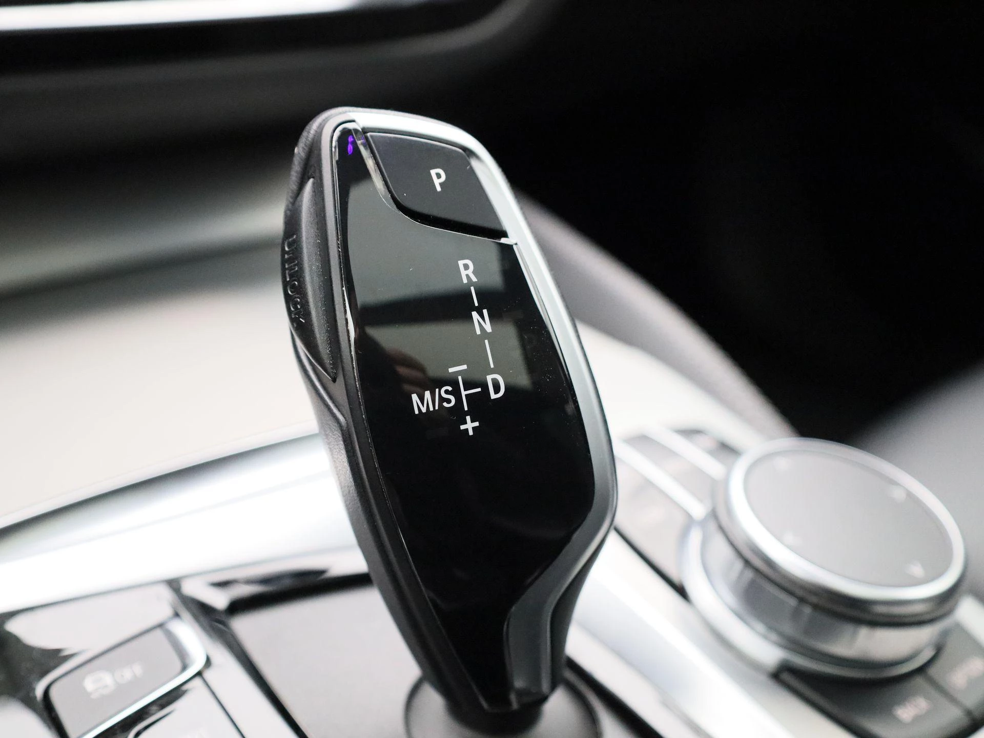 BMW-5 Serie-image-18