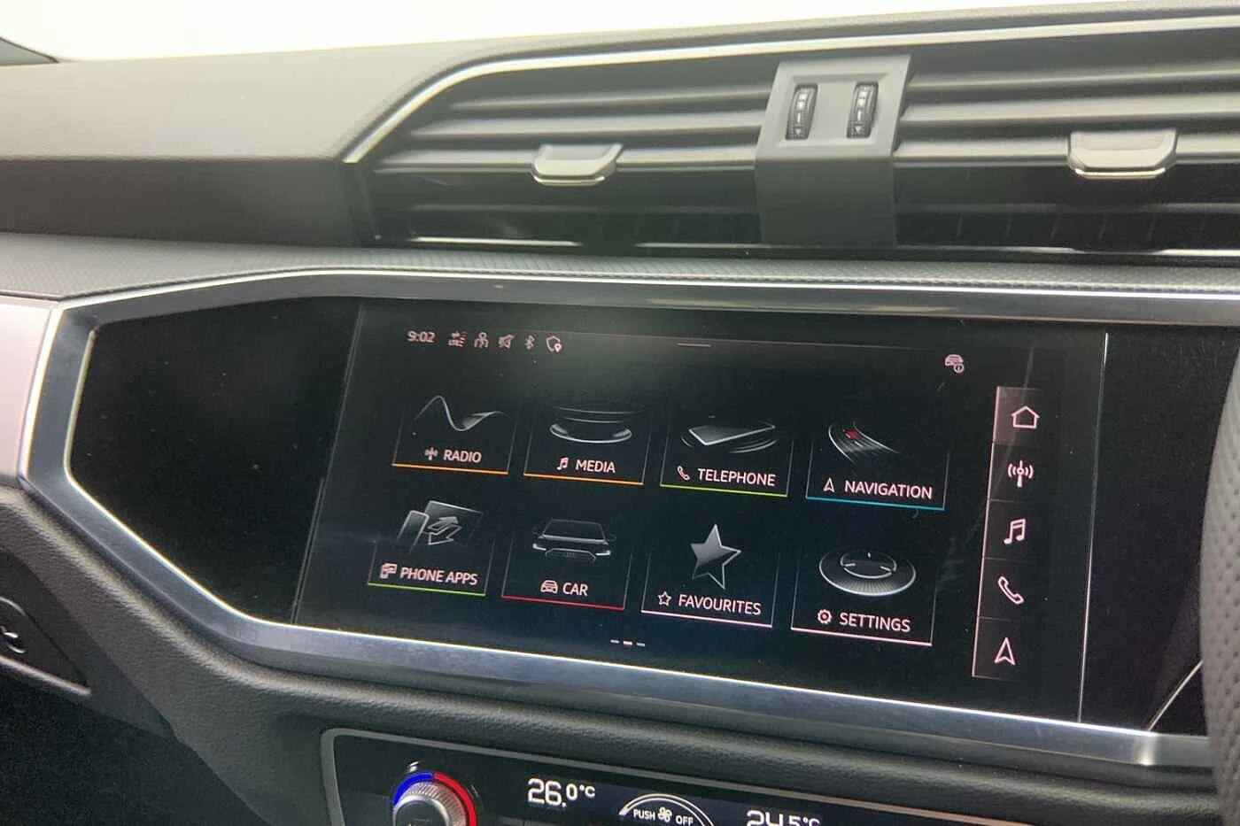 Audi-Q3-image-13