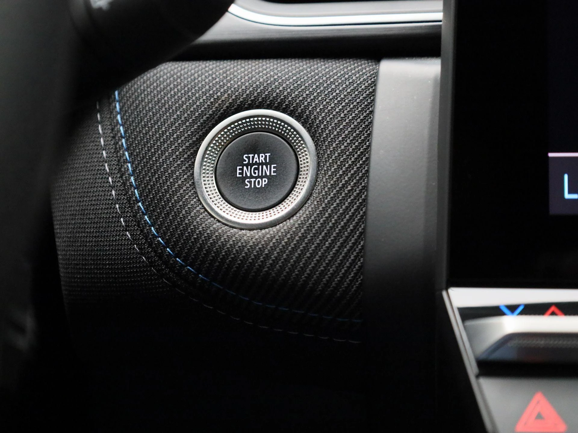Renault-Captur-image-19