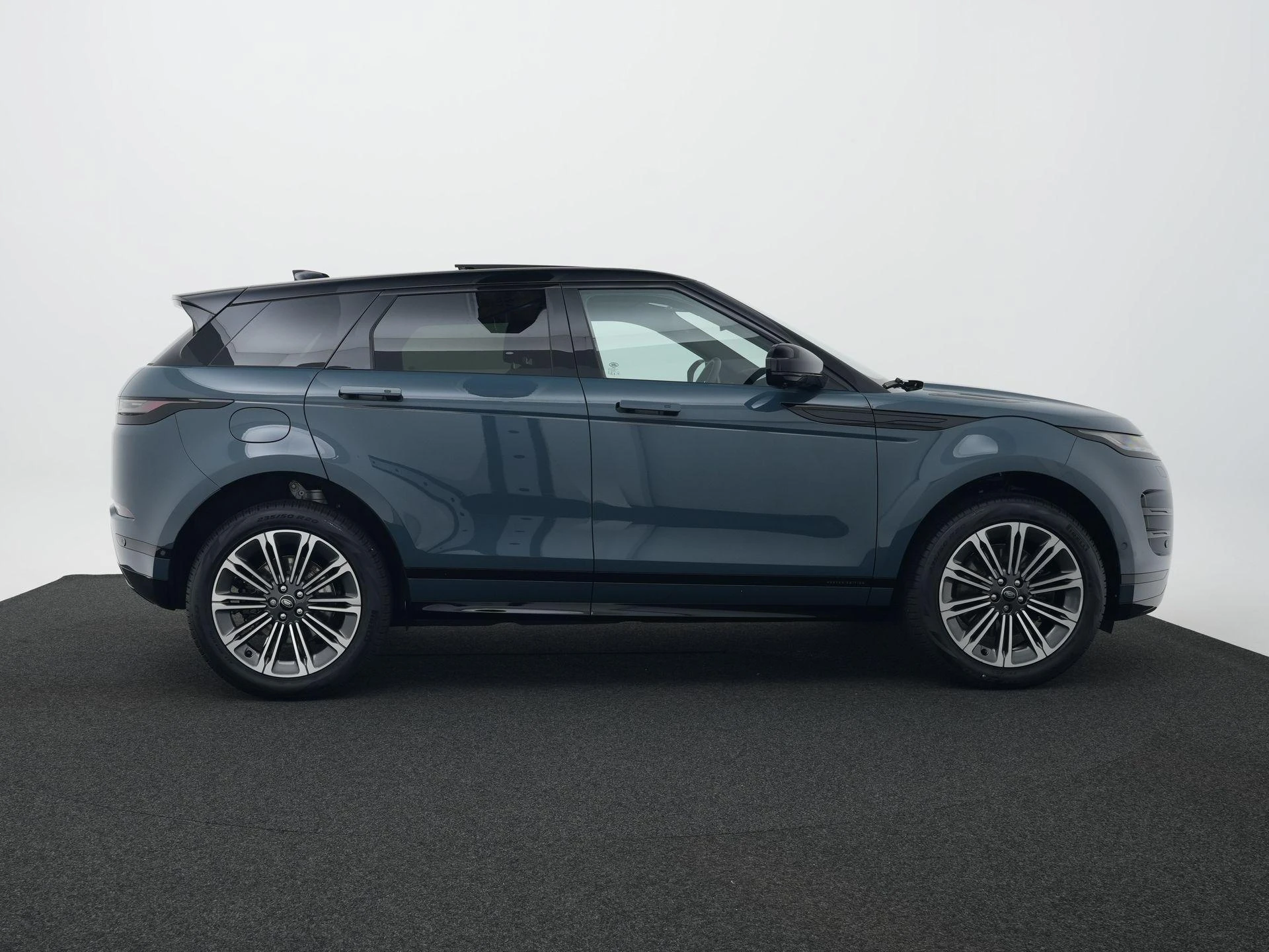 Land Rover-Range Rover Evoque-image-6