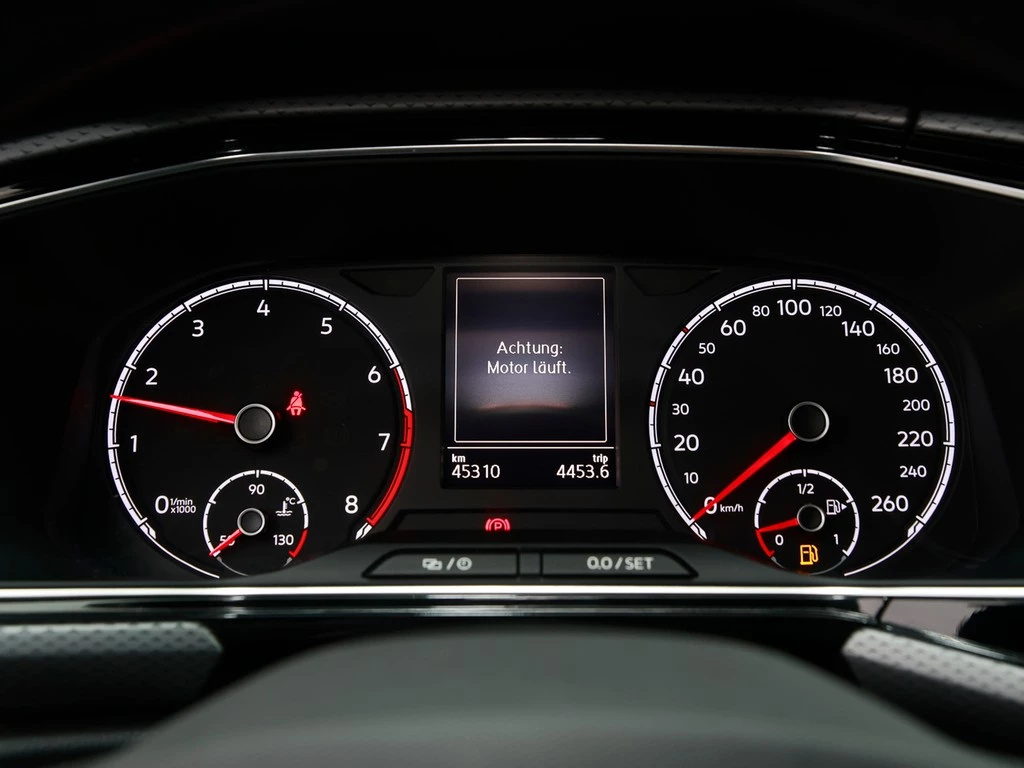 Volkswagen-T-Cross-image-13