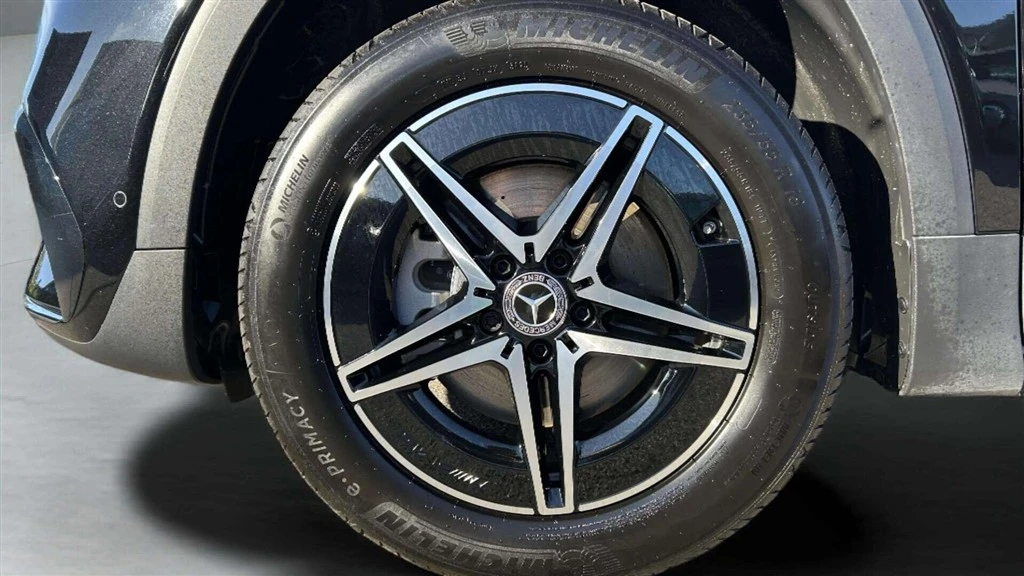 Mercedes-Benz-EQB-image-8