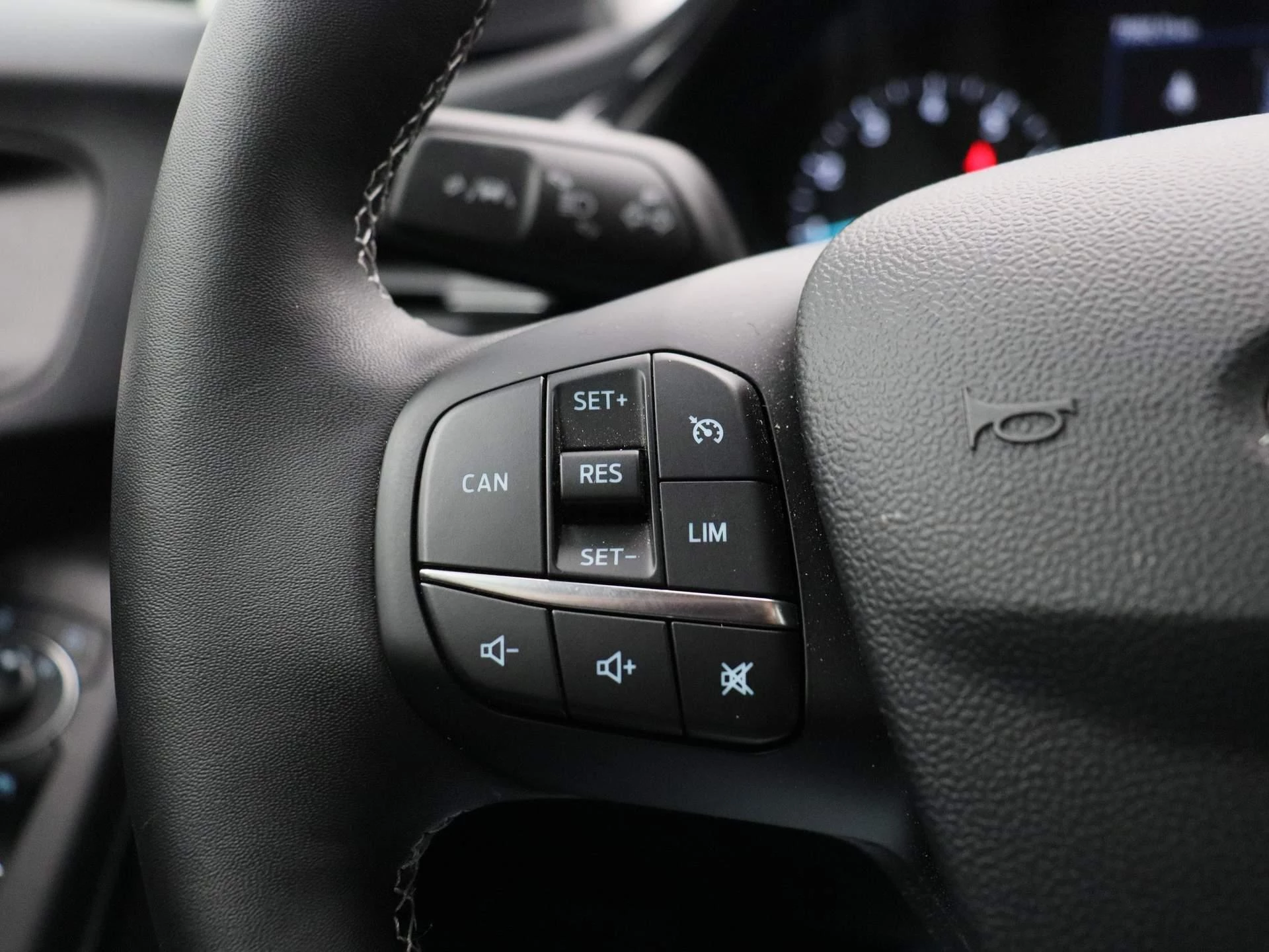 Ford-Puma-image-19