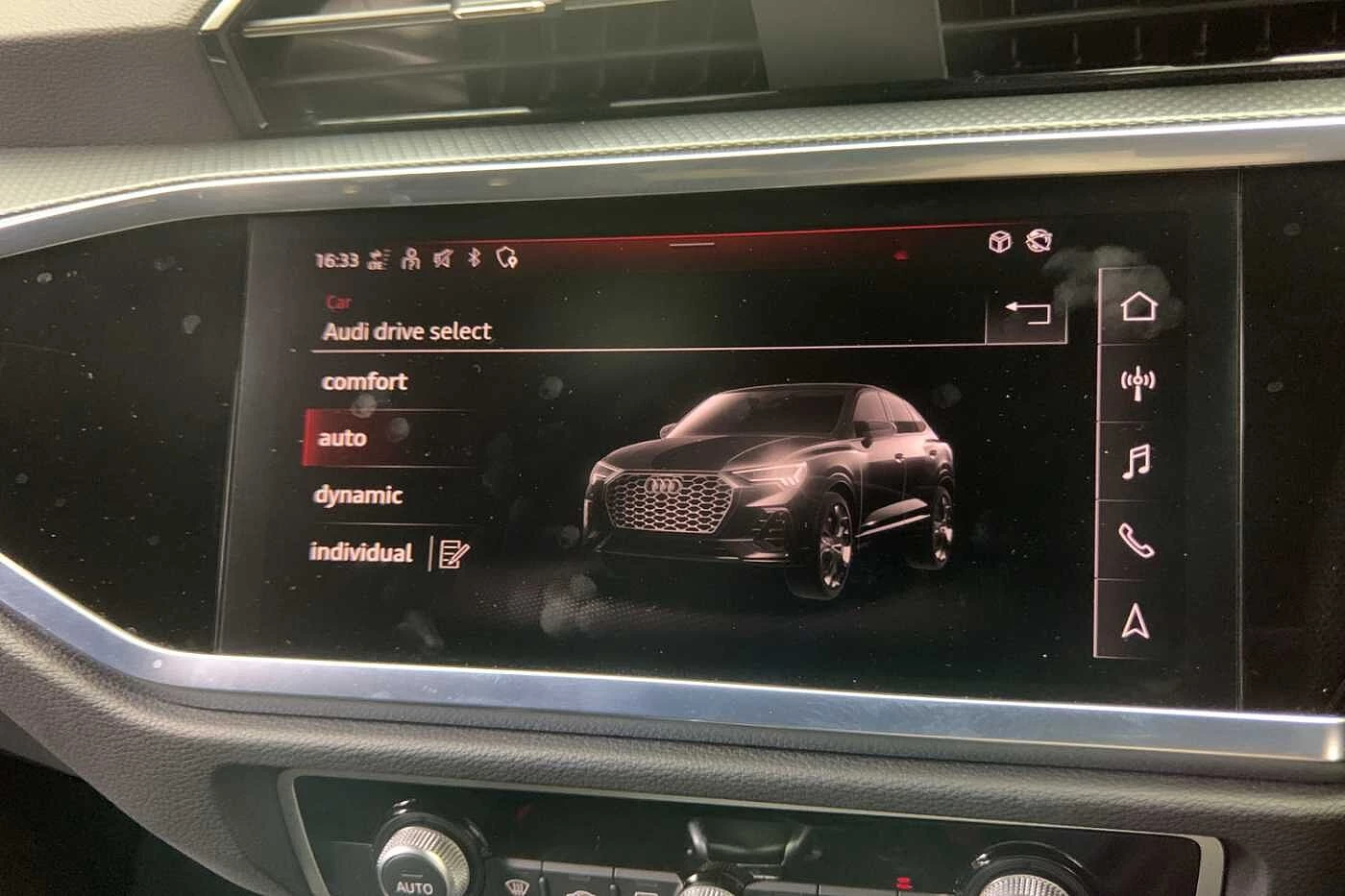 Audi-Q3-image-31