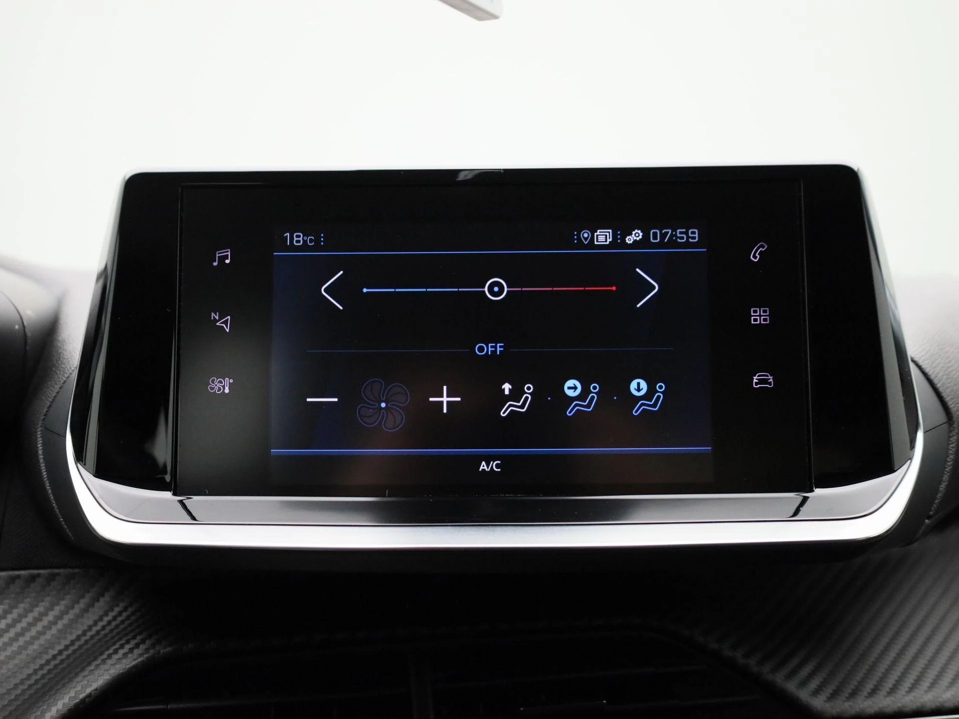 Peugeot-208-image-21