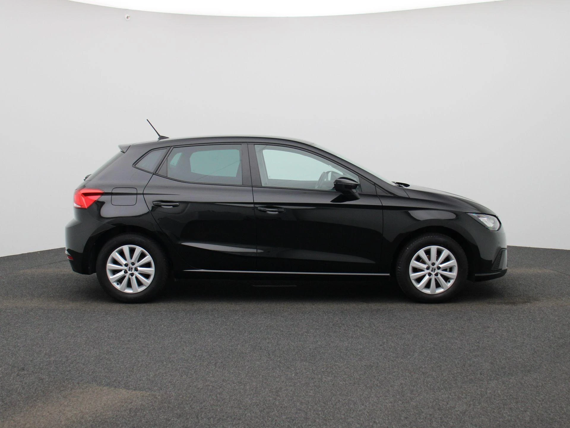 SEAT-Ibiza-image-5