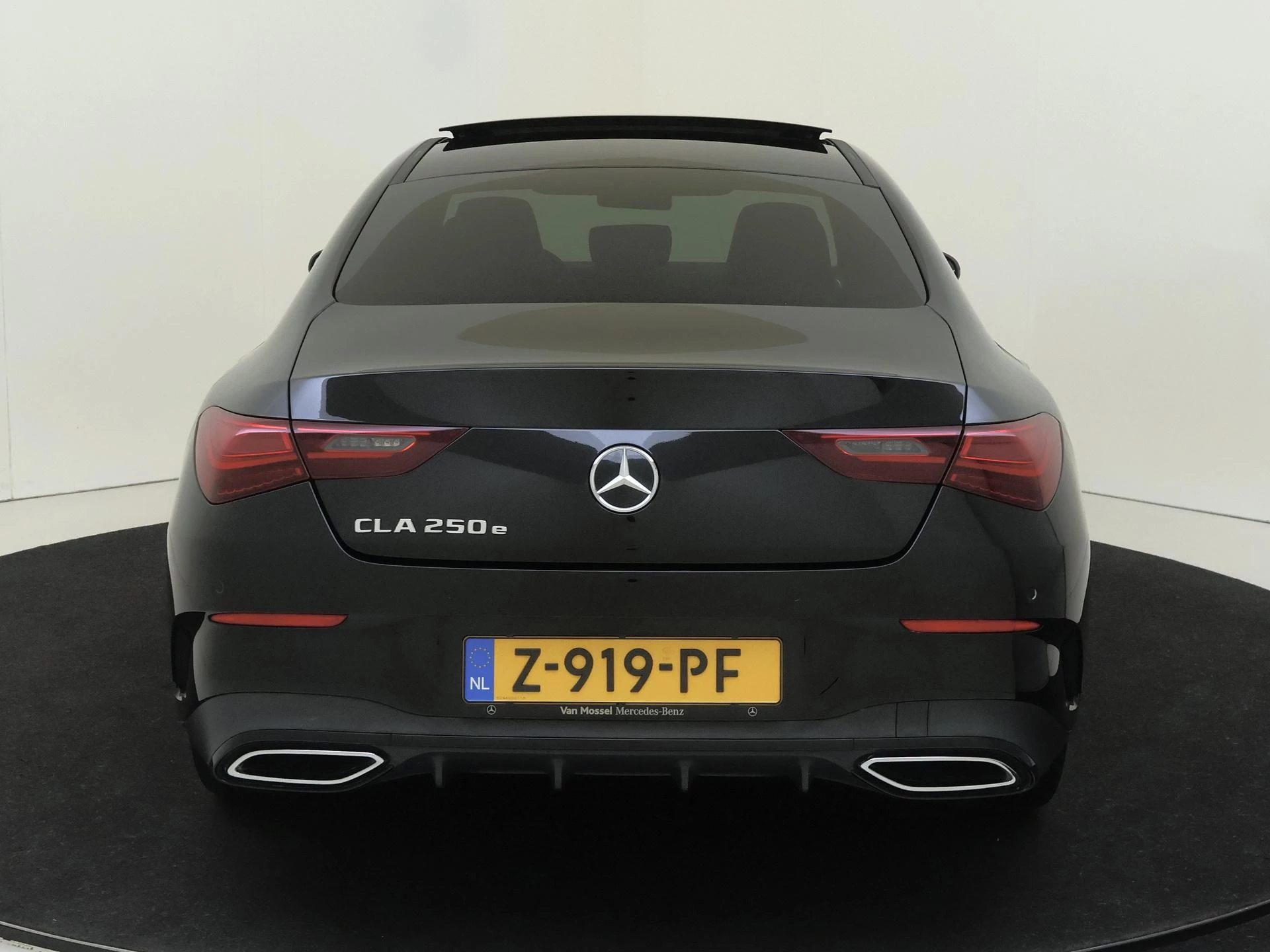 Mercedes-Benz CLA 250 e Star Edition AMG Line Plus