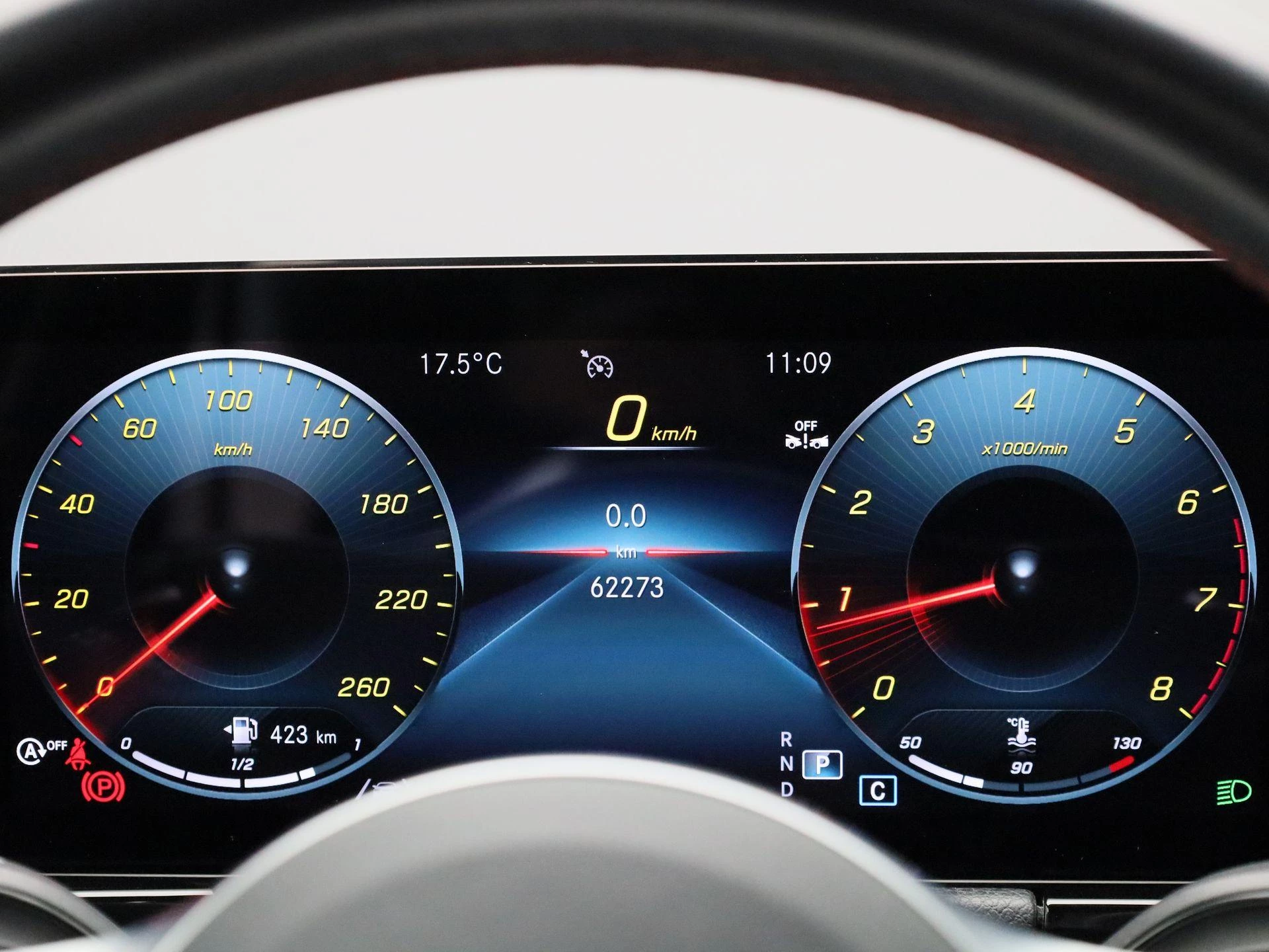 Mercedes-Benz-B-Klasse-image-7