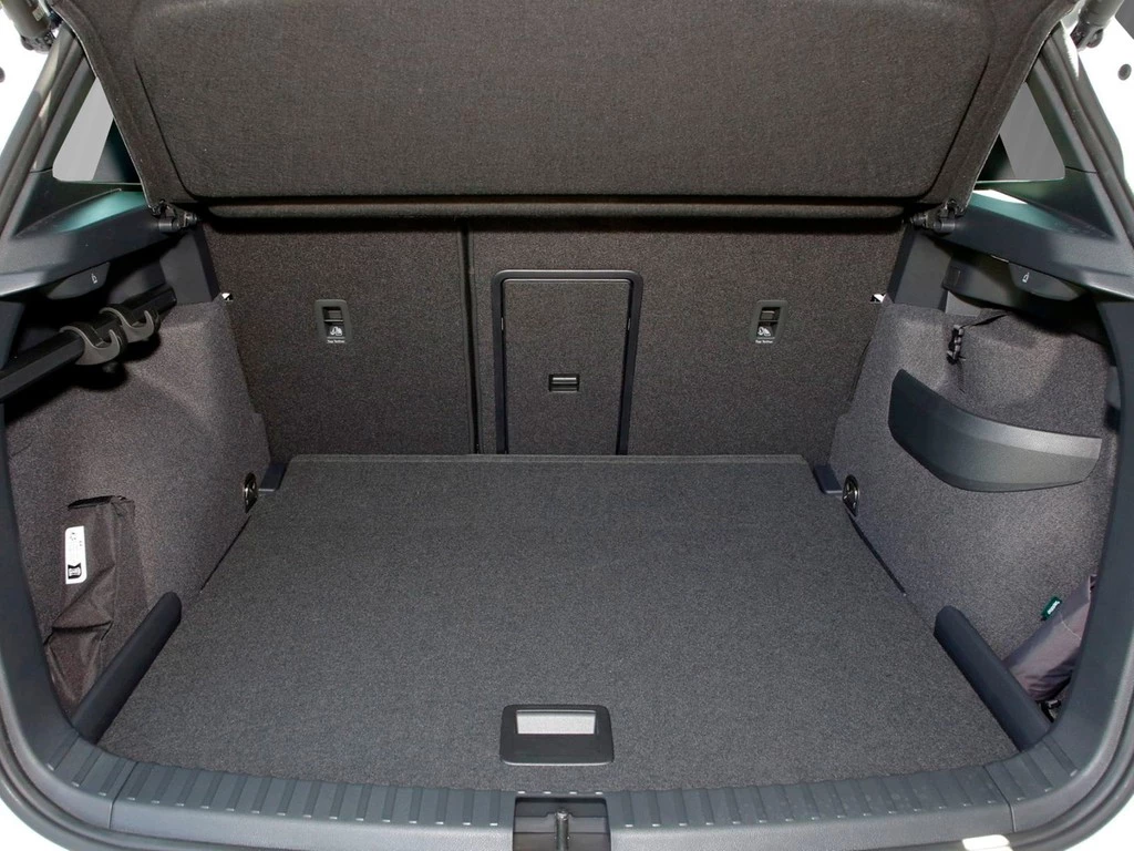 Škoda Karoq Sportline 2.0 TSI UPE 55.990 4x4 Assisst
