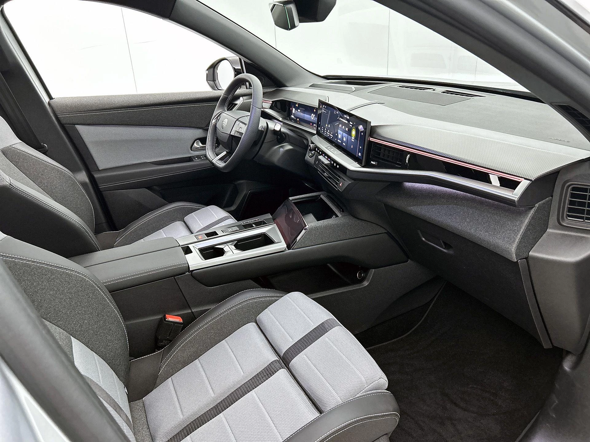 Opel-Grandland-image-21