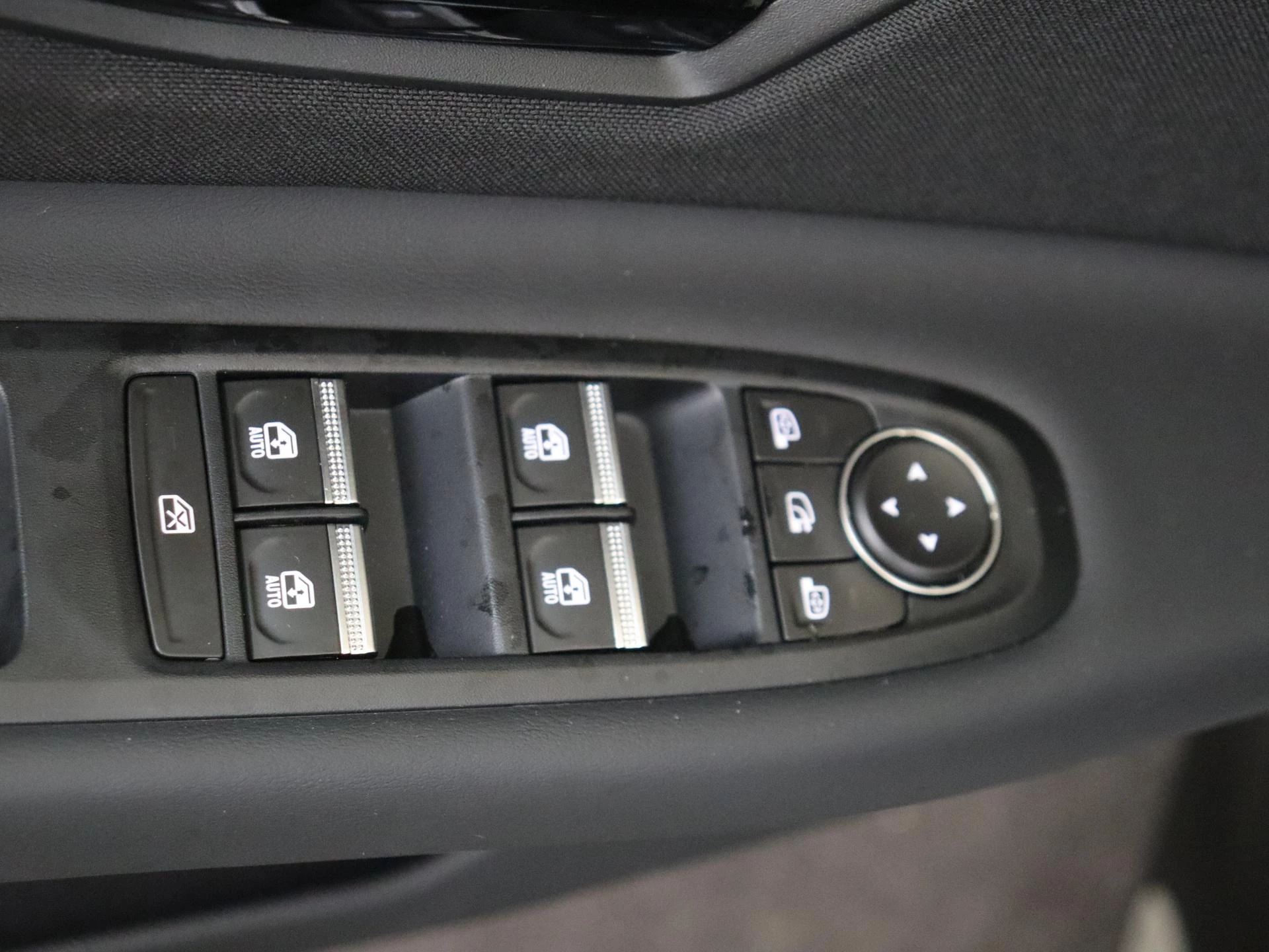 Nissan-Micra-image-26