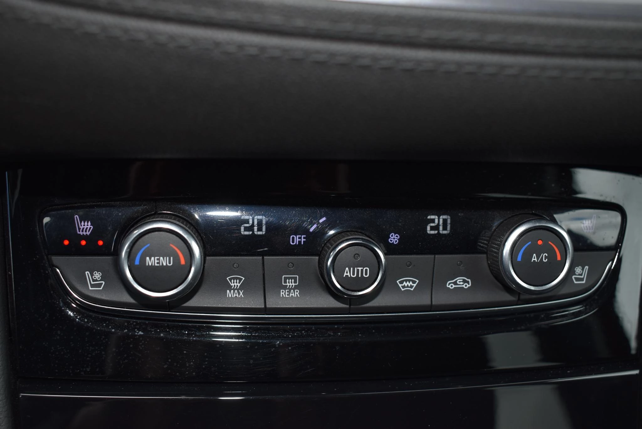 Opel-Grandland X-image-28