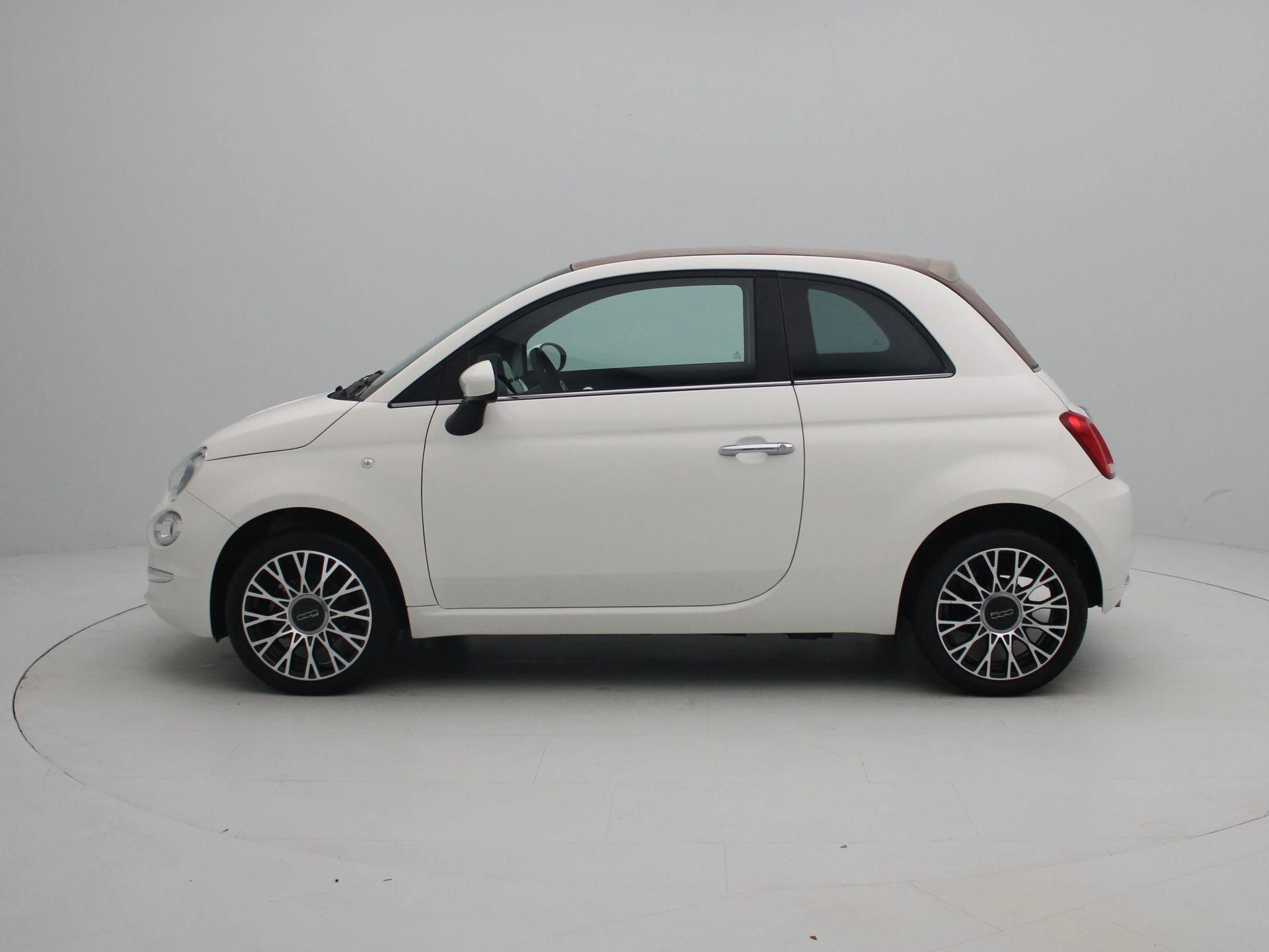 Fiat-500C-image-4