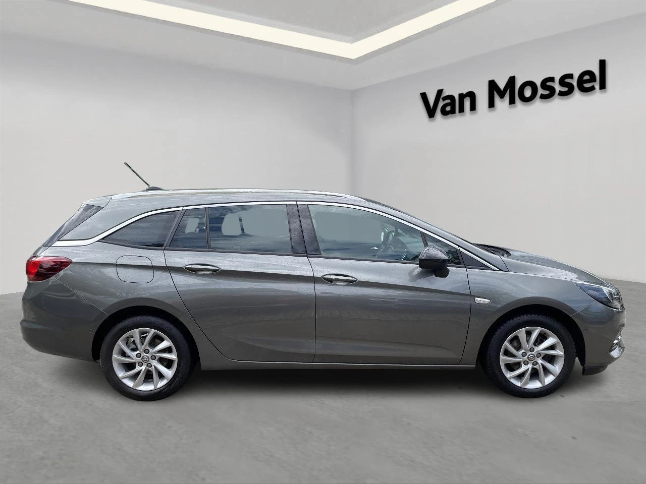 Opel-Astra-image-4