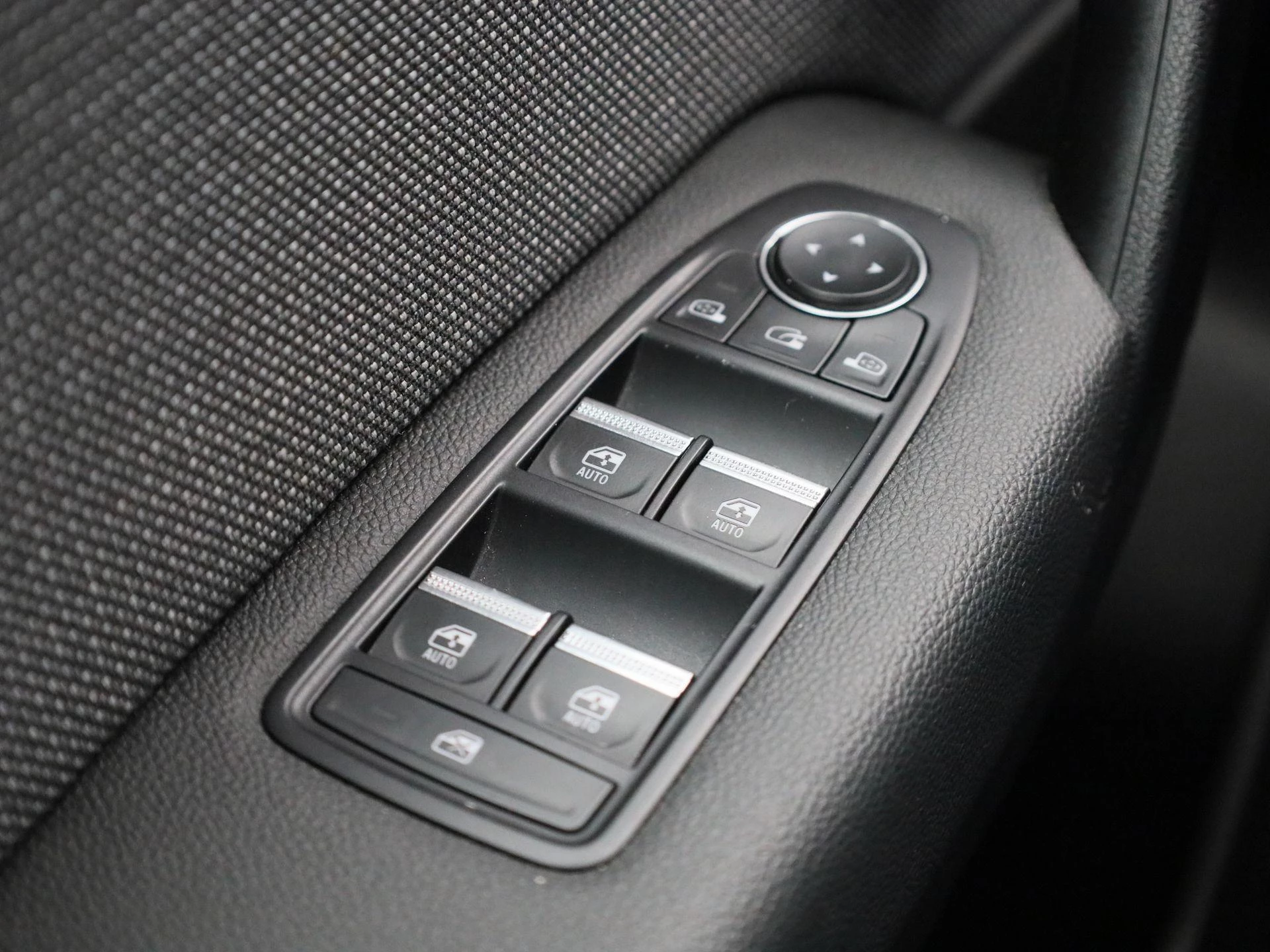 Renault-Captur-image-29