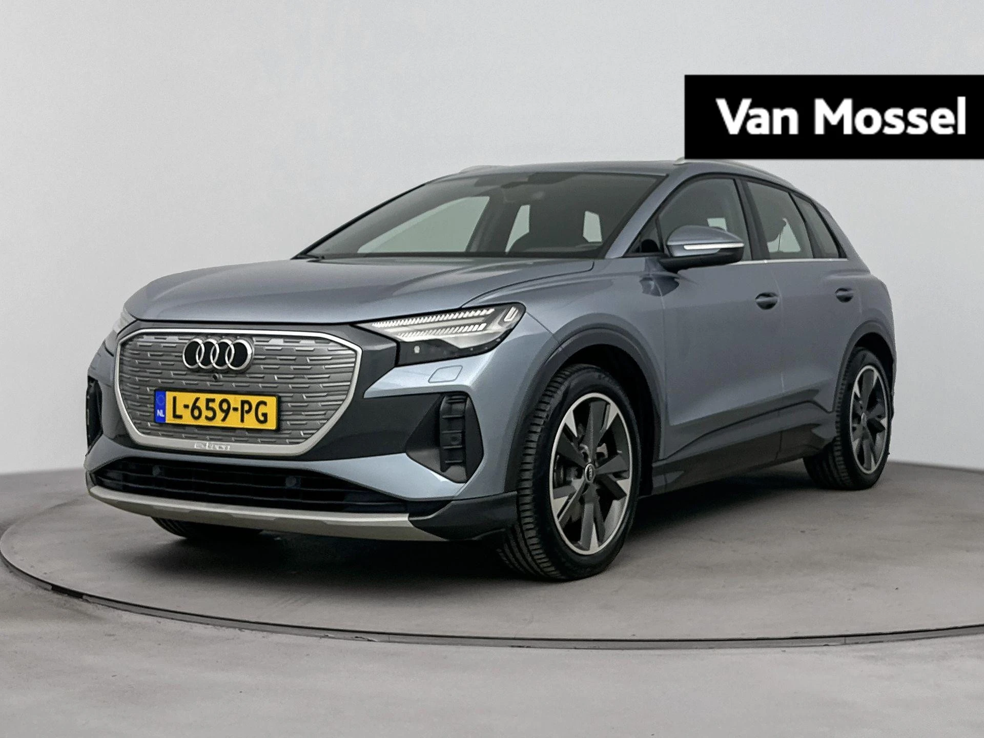 Audi-Q4 e-tron-image-0