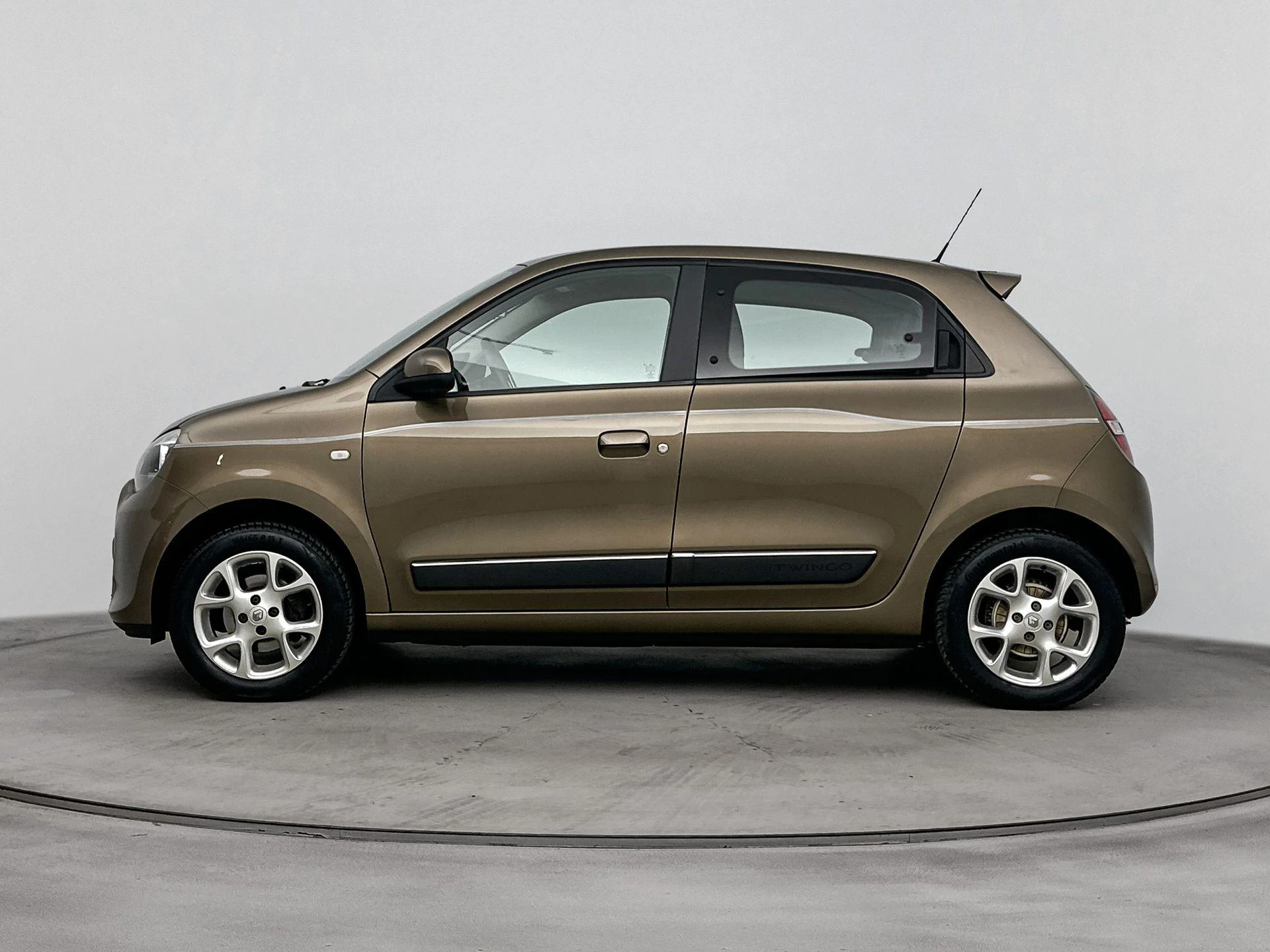 Renault-Twingo-image-1