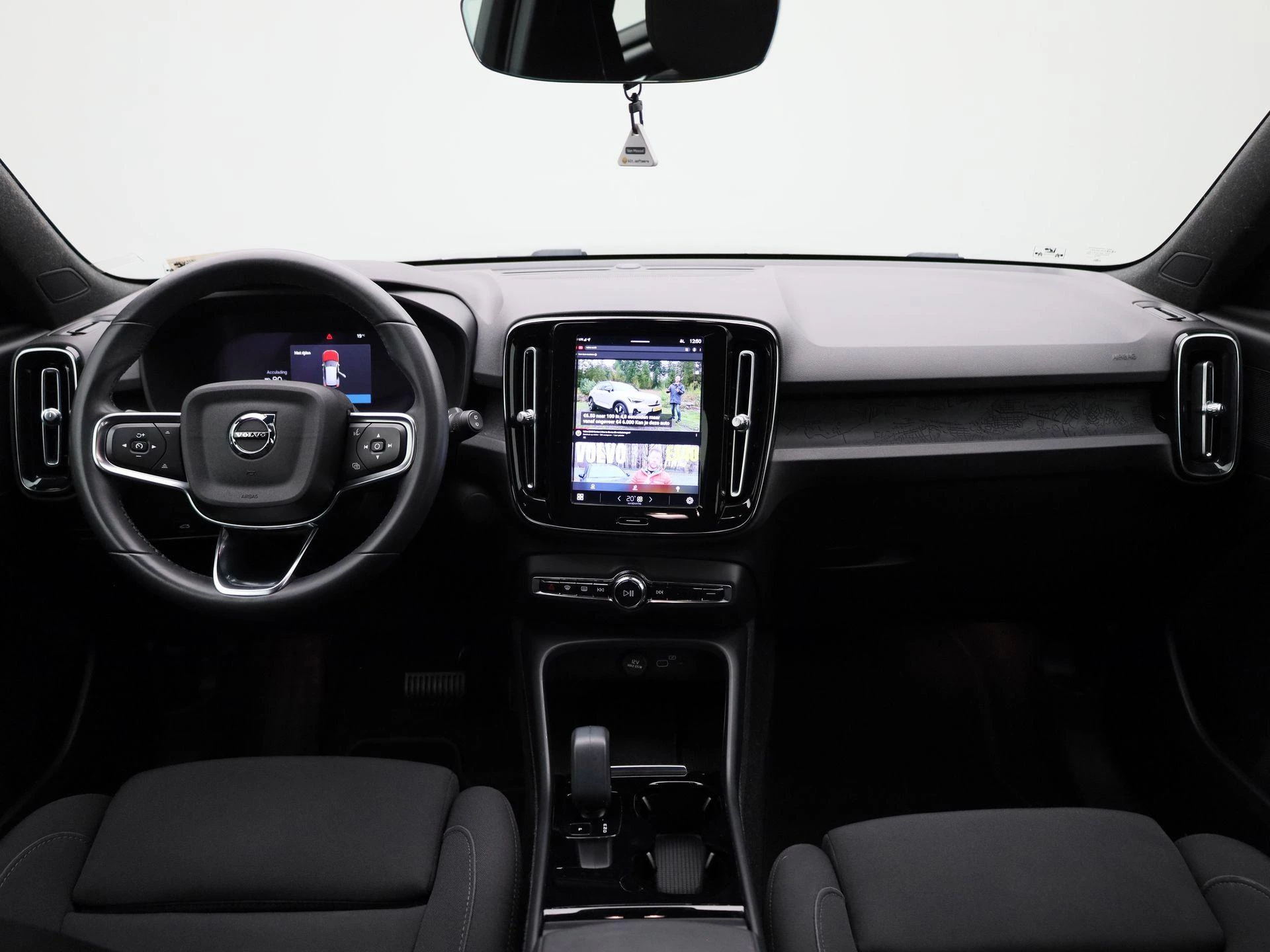 Volvo XC40 Recharge Core