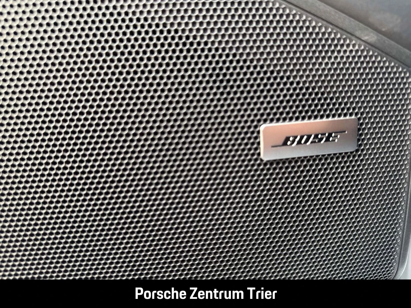 Porsche-Cayenne-image-24