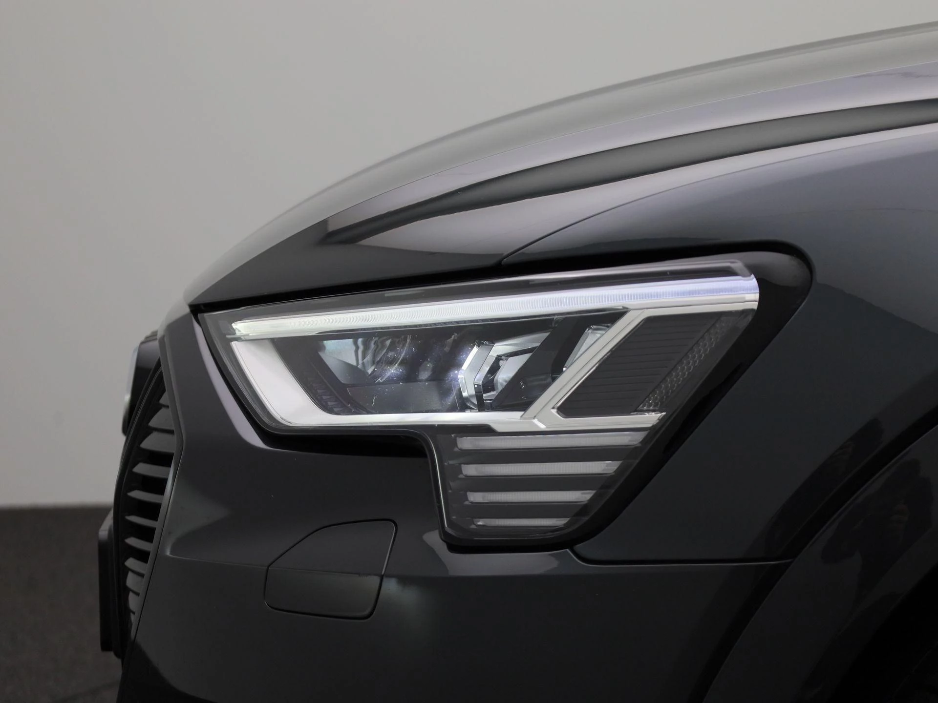 Audi-e-tron-image-15