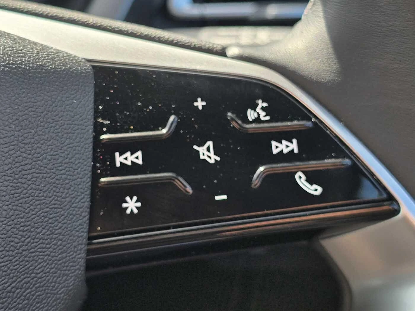 Audi-Q4 e-tron-image-38