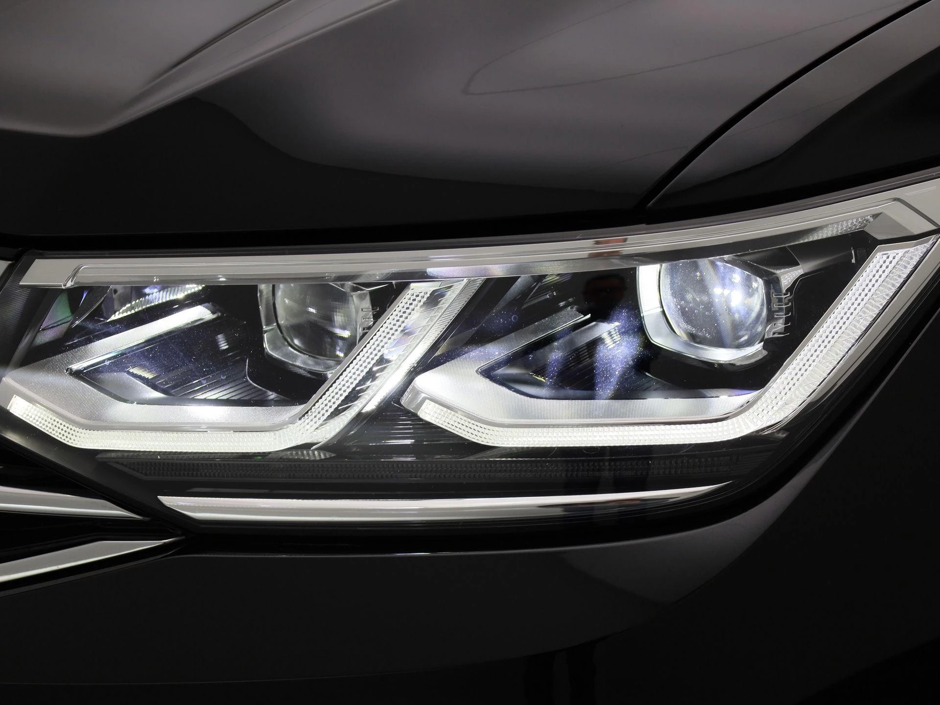 Volkswagen-Tiguan-image-15