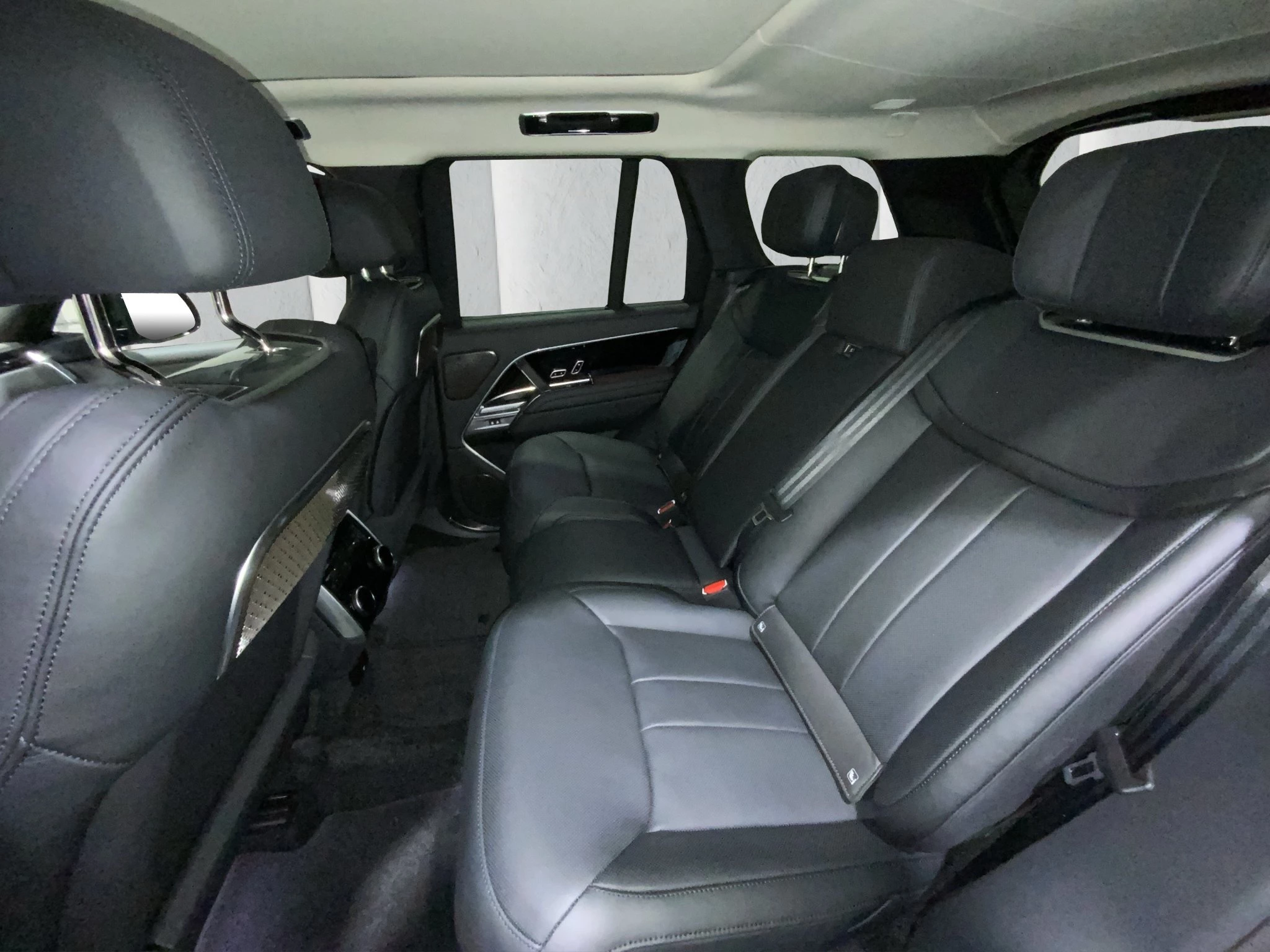 Land Rover Range Rover Autobiography 3.0 P550e 22 | AHK | Kühlfach