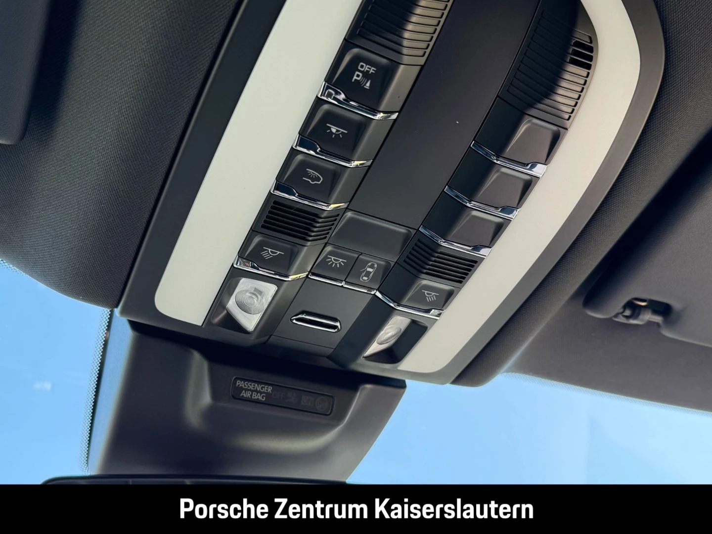 Porsche Macan Sportabgasanlage BOSE Luftfederung 20-Zoll -