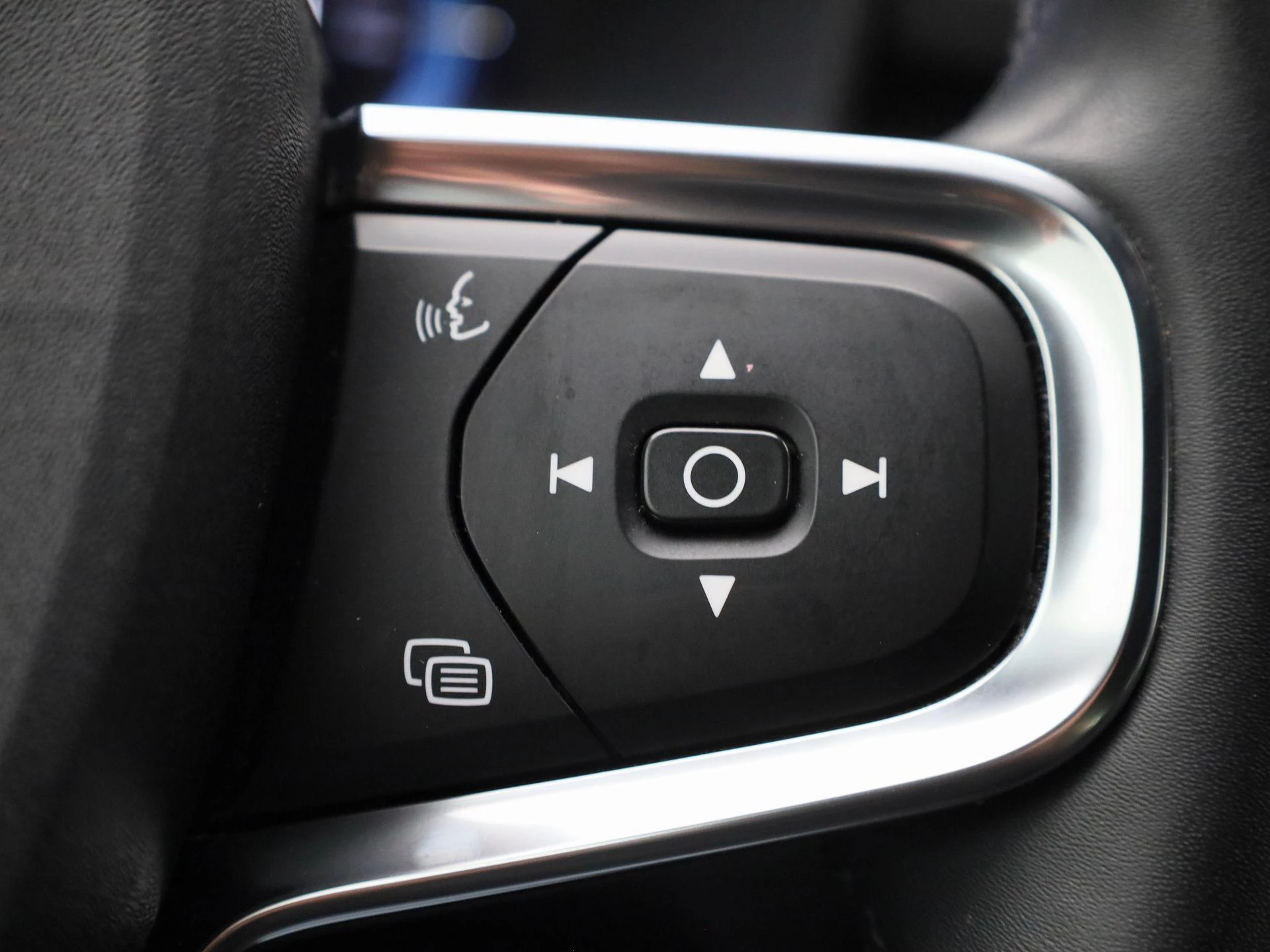 Volvo XC40 Recharge Core