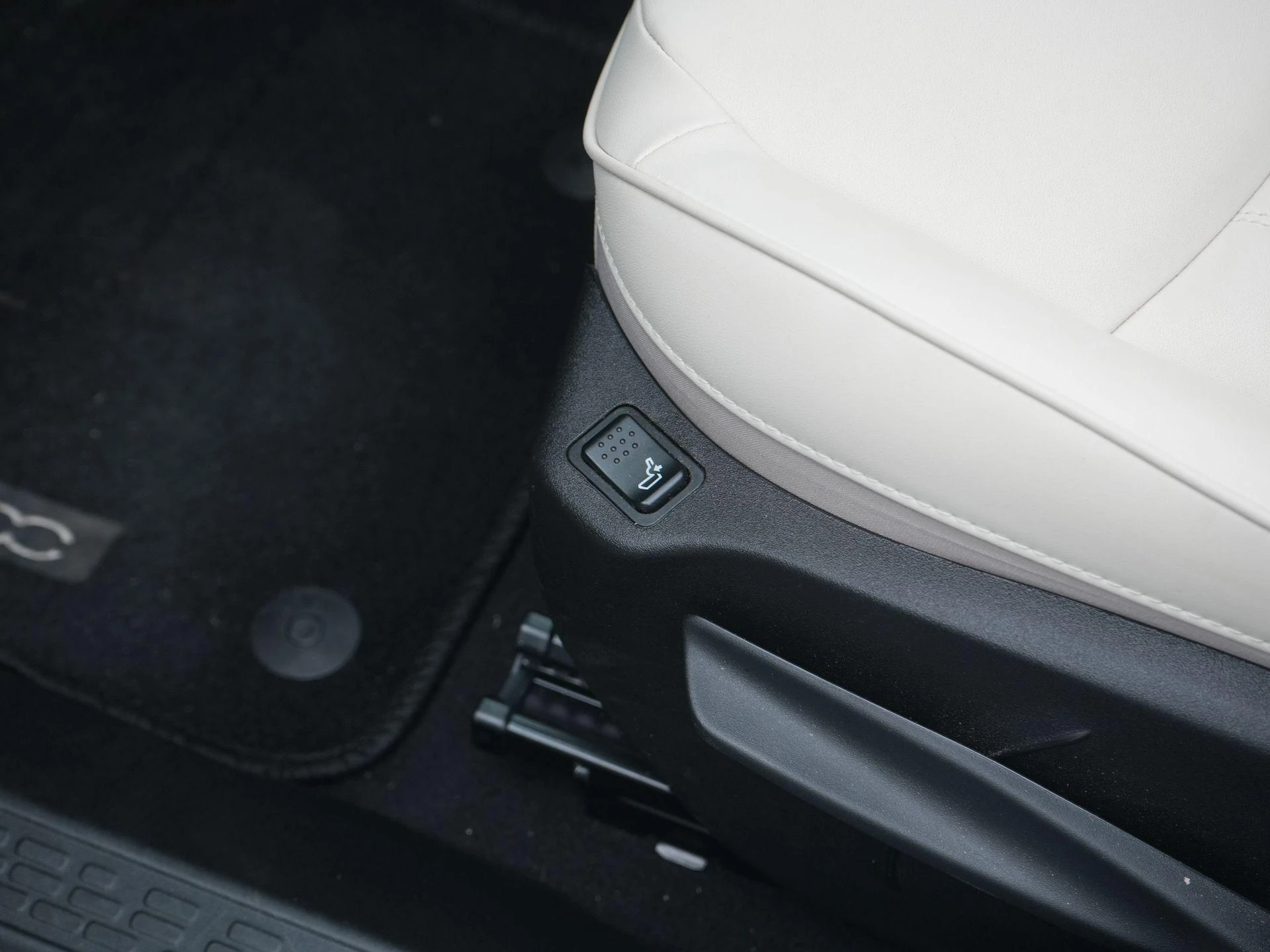 Fiat-500X-image-28