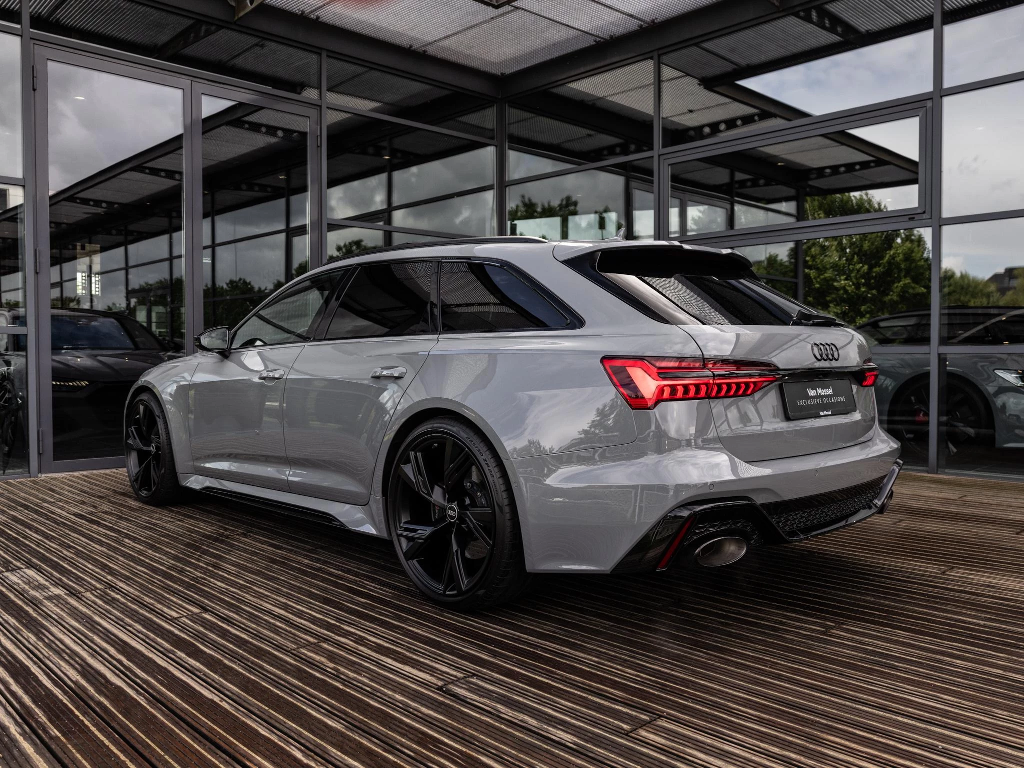 Audi RS6 Avant 4.0 TFSI quattro