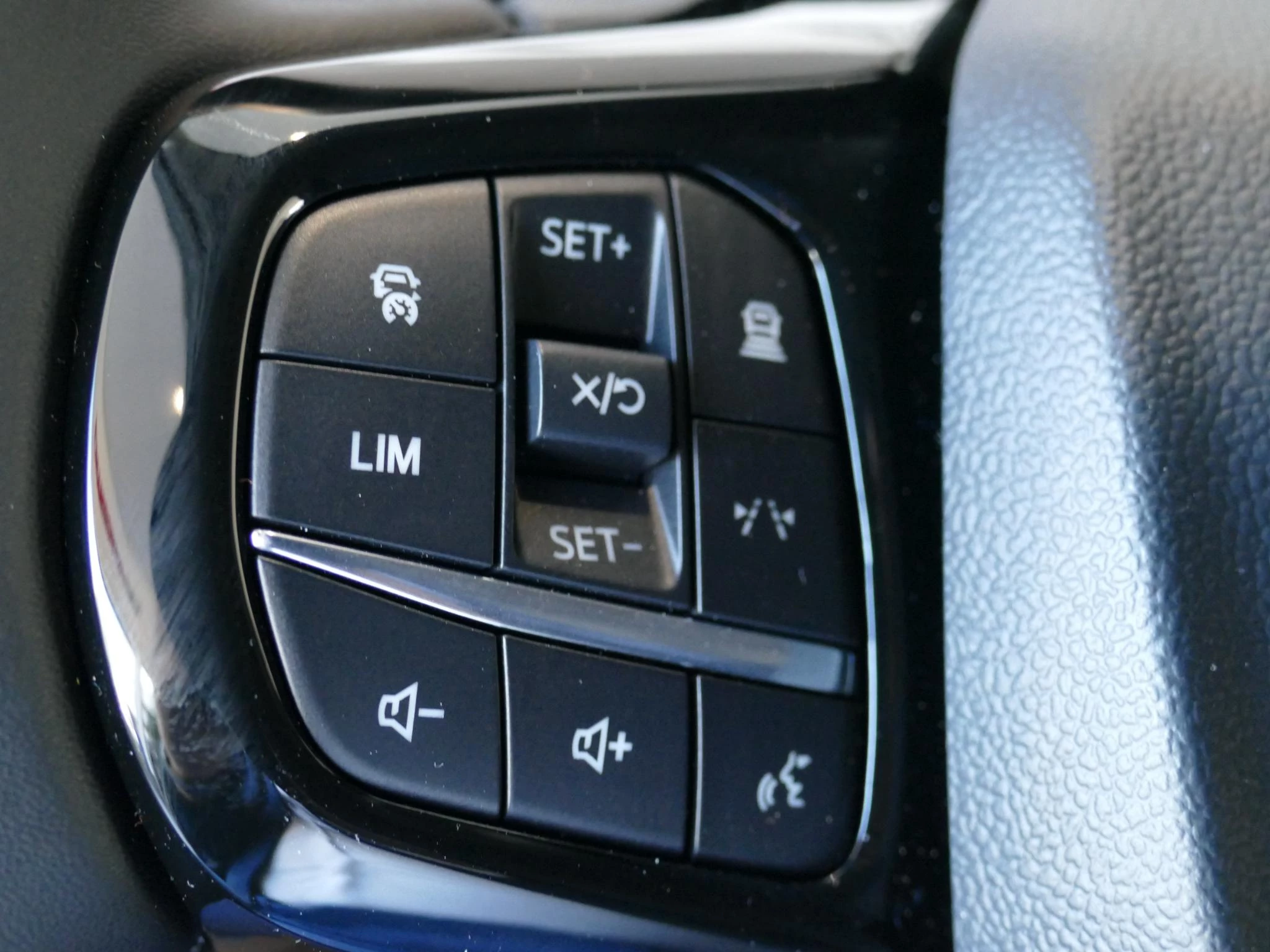 Ford-Custom-image-17